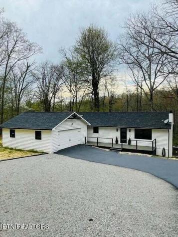 309 Linger Lake Drive Crossville TN 38571