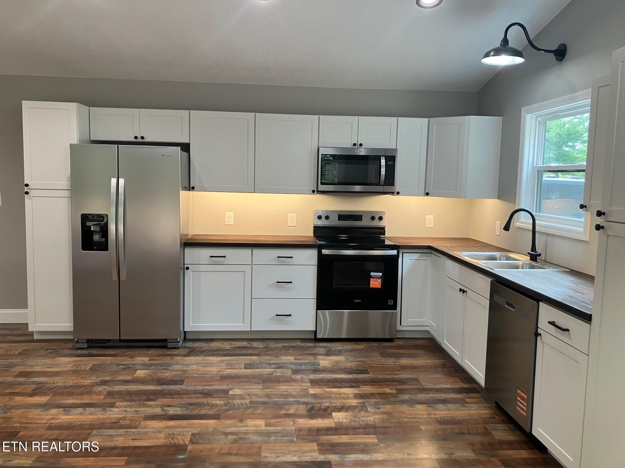 102 Campton Lane Maynardville TN 37807