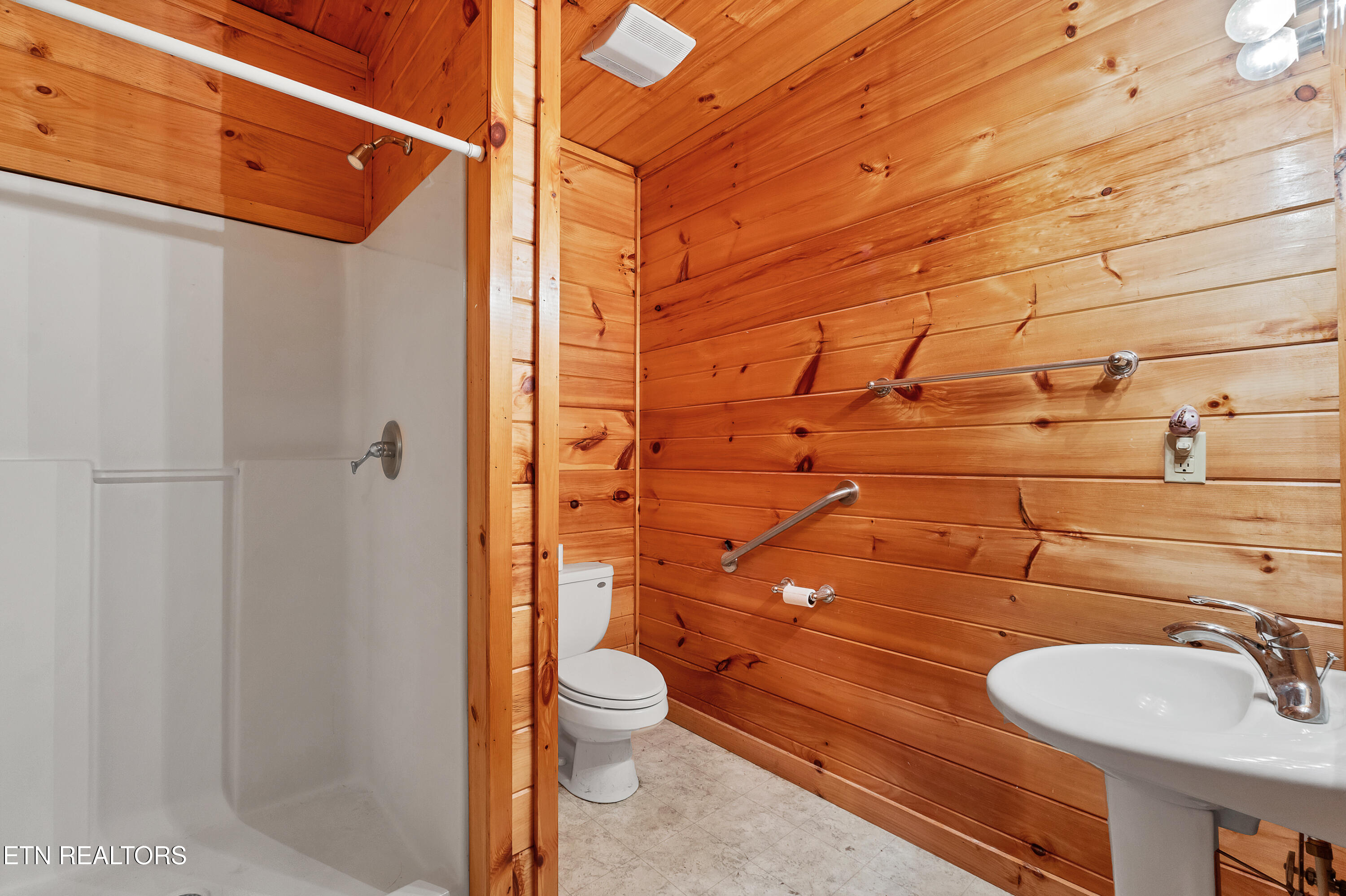 129 Cutter Gap Road Townsend TN 37882