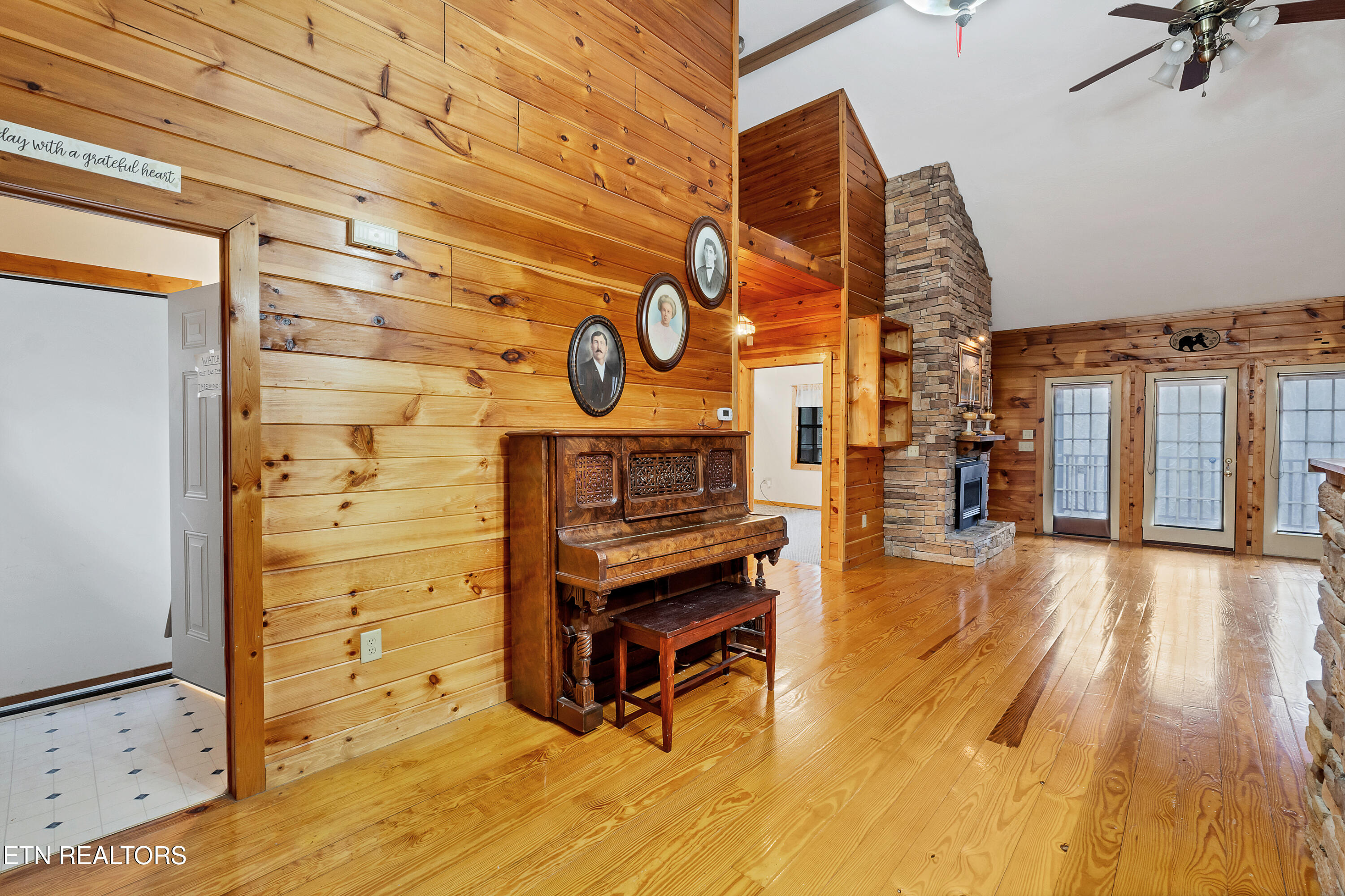 129 Cutter Gap Road Townsend TN 37882