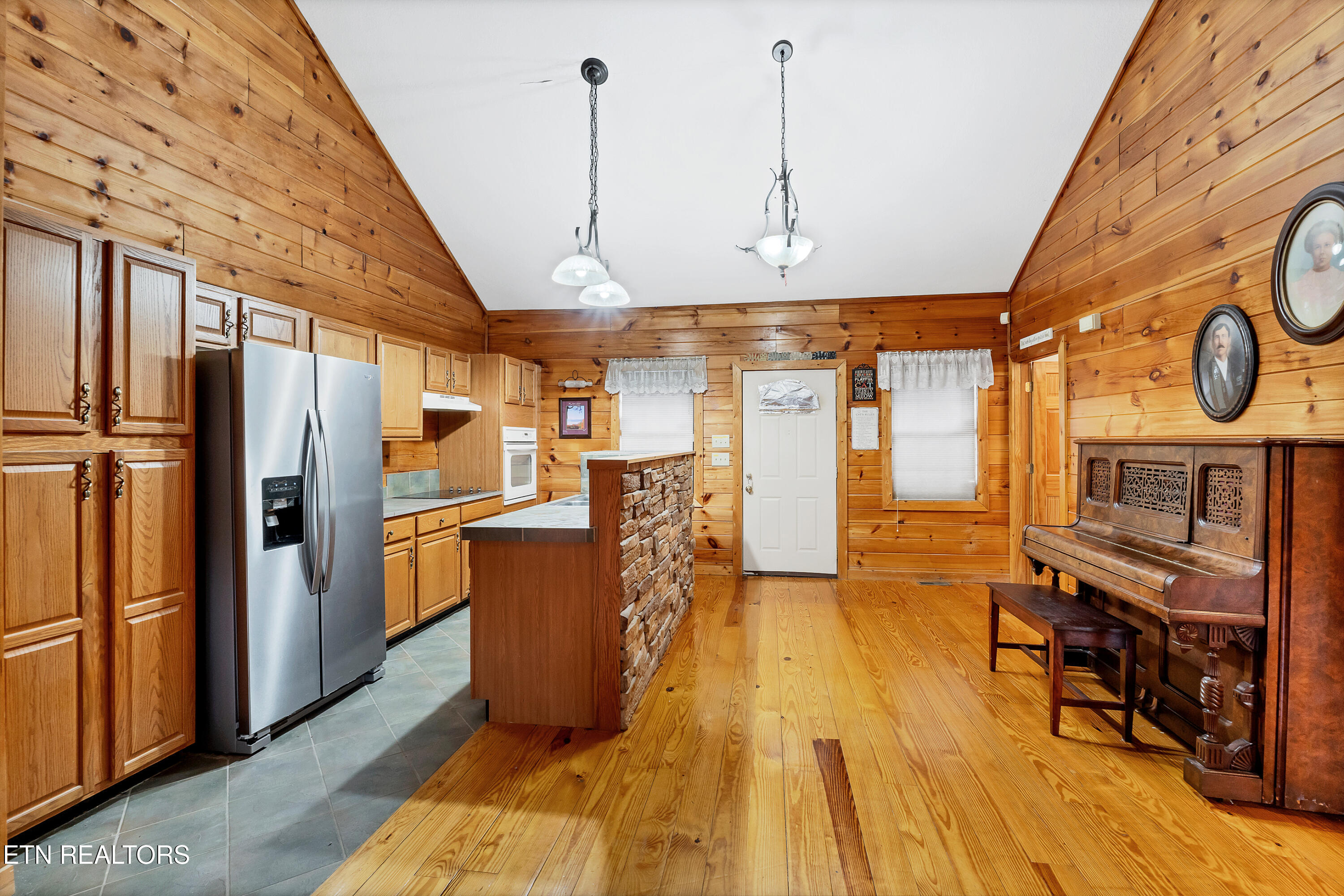 129 Cutter Gap Road Townsend TN 37882
