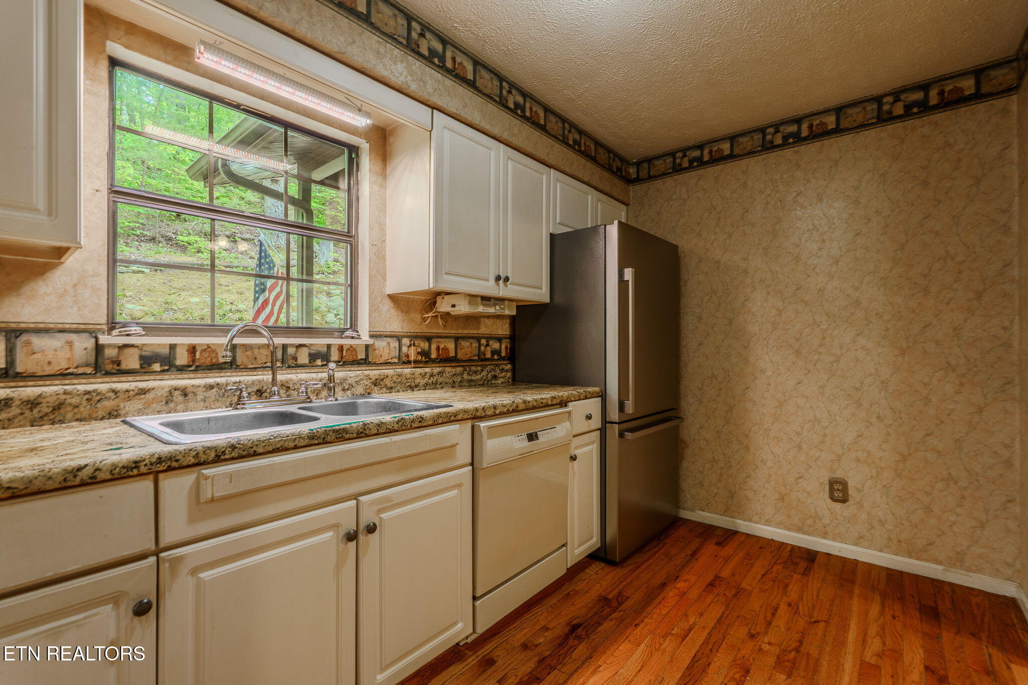 630 Pinemont Drive Pigeon Forge TN 37863