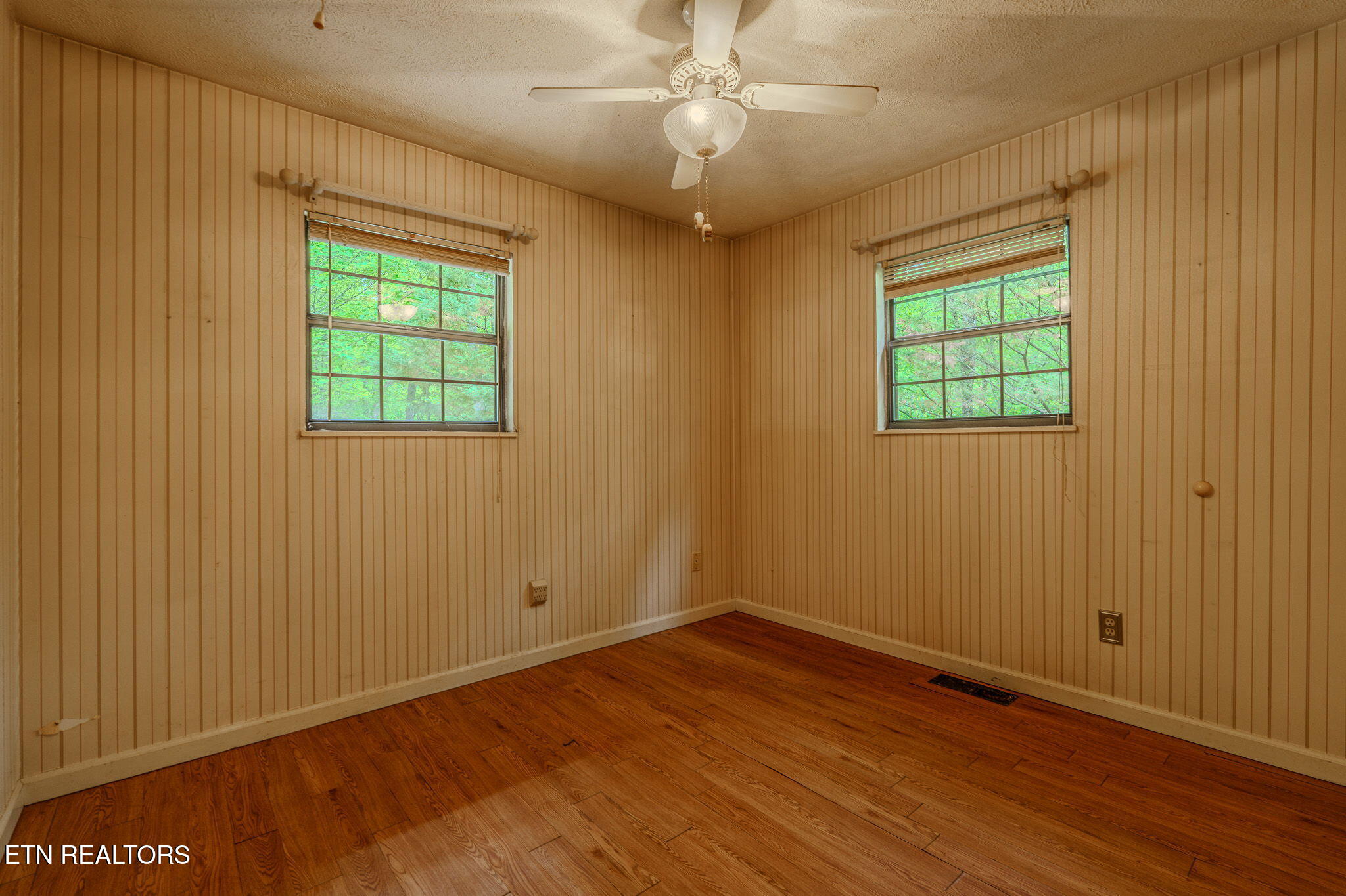 630 Pinemont Drive Pigeon Forge TN 37863