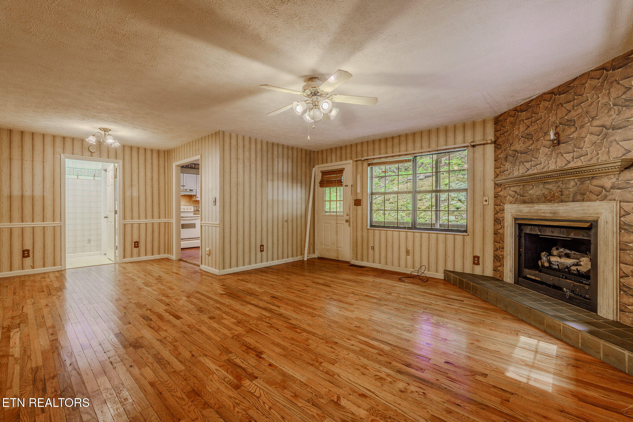 630 Pinemont Drive Pigeon Forge TN 37863