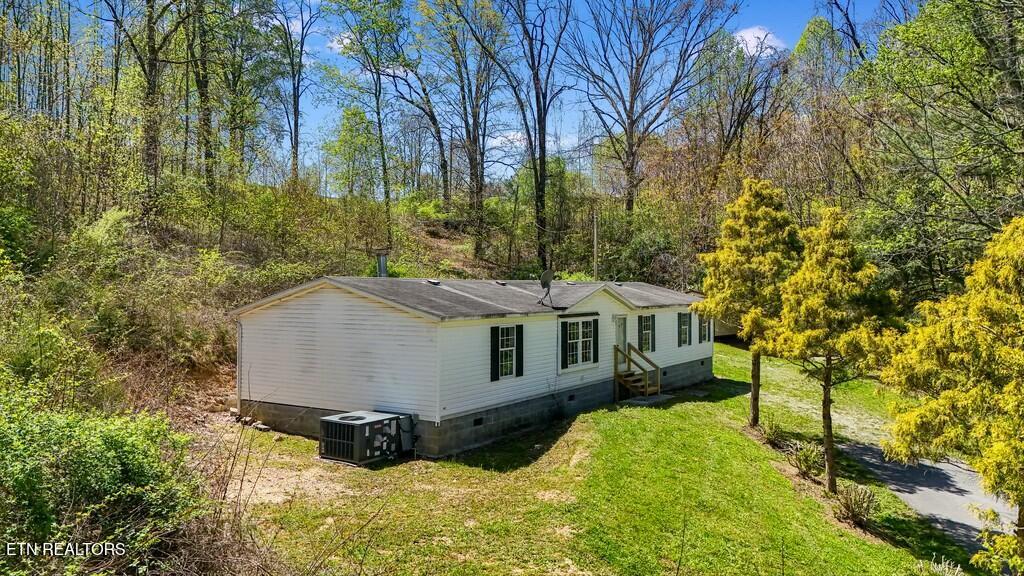 1161 Essary Road Tazewell TN 37879