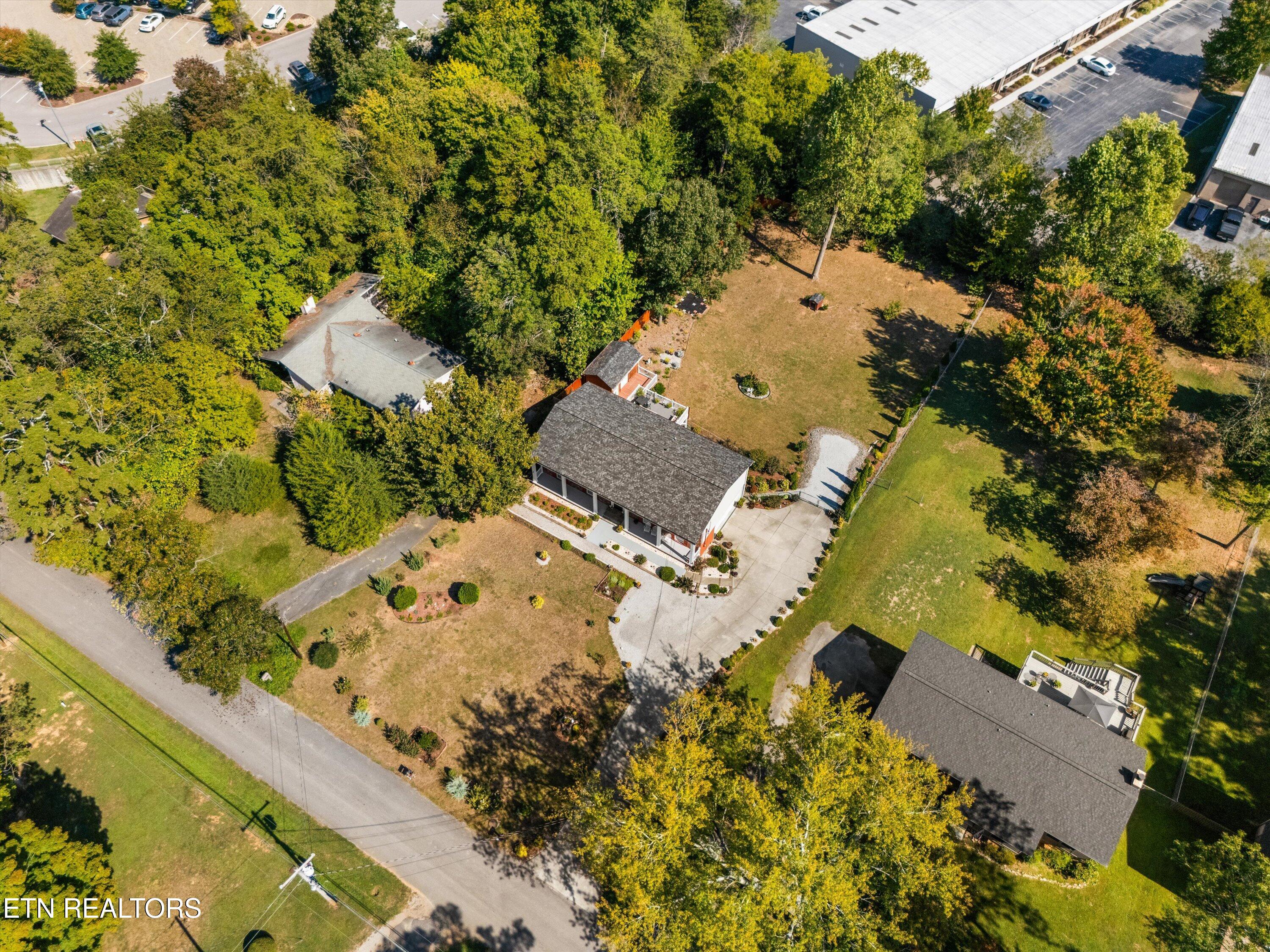 212 Cogdill Road Knoxville TN 37922