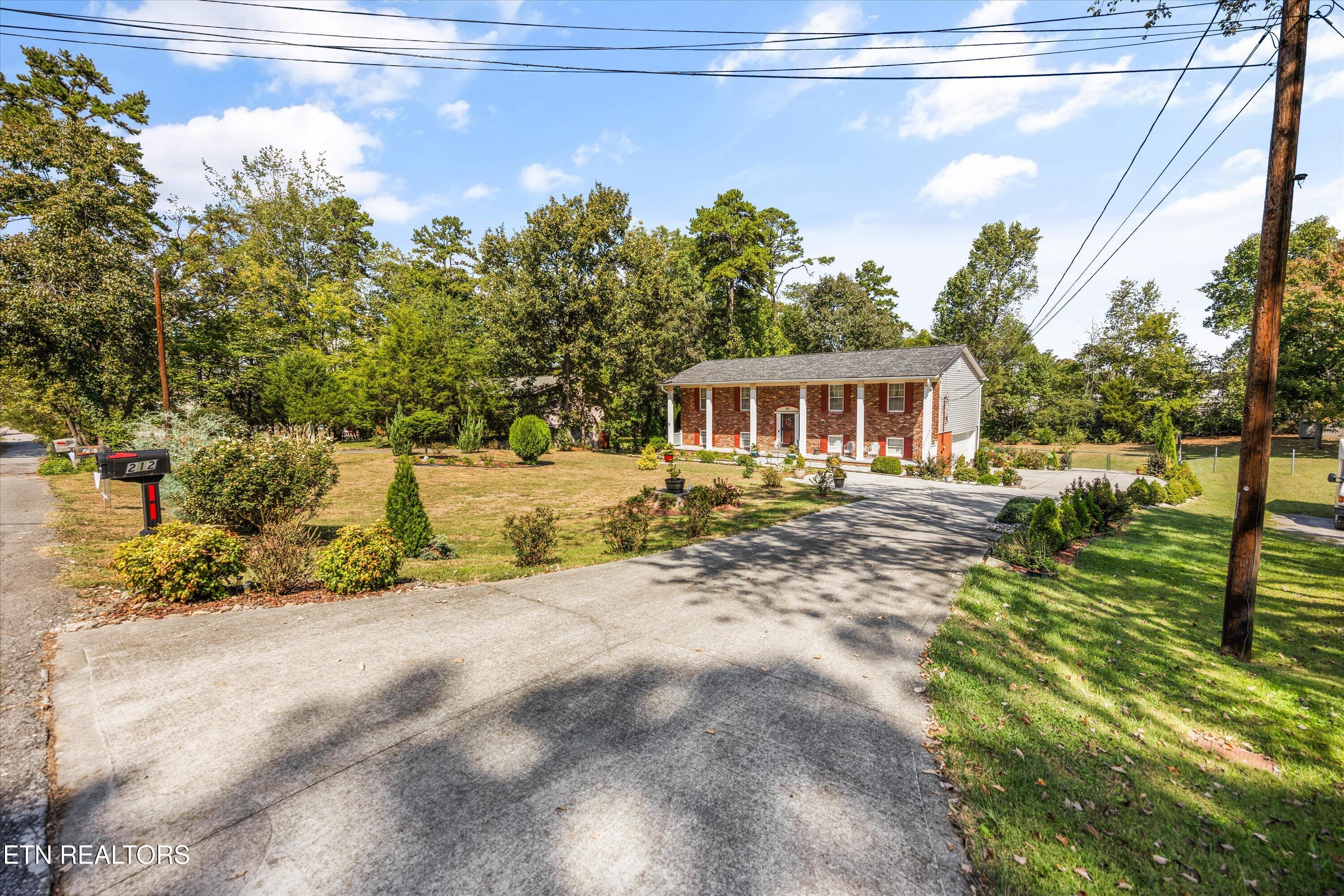 212 Cogdill Road Knoxville TN 37922