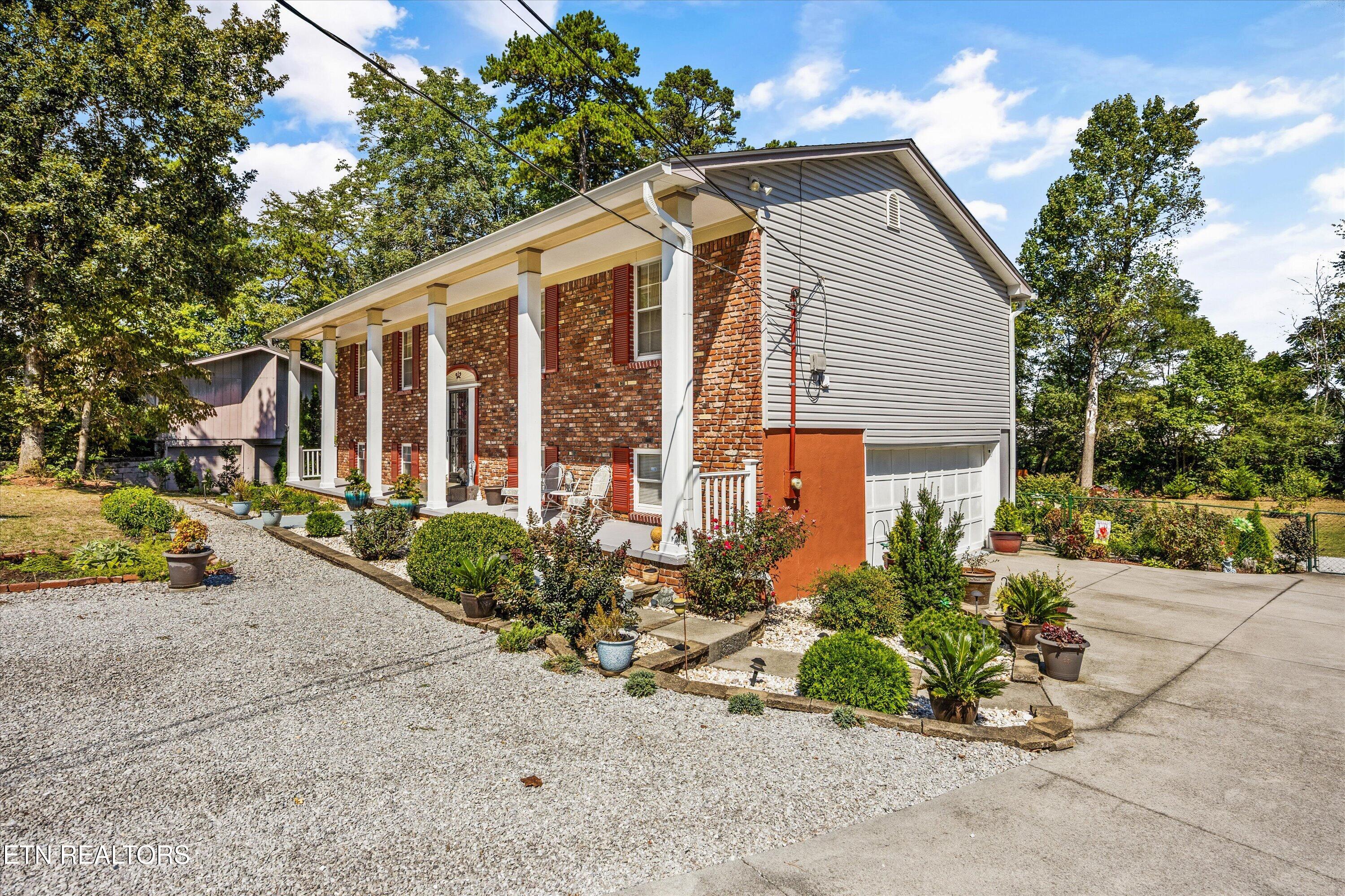 212 Cogdill Road Knoxville TN 37922