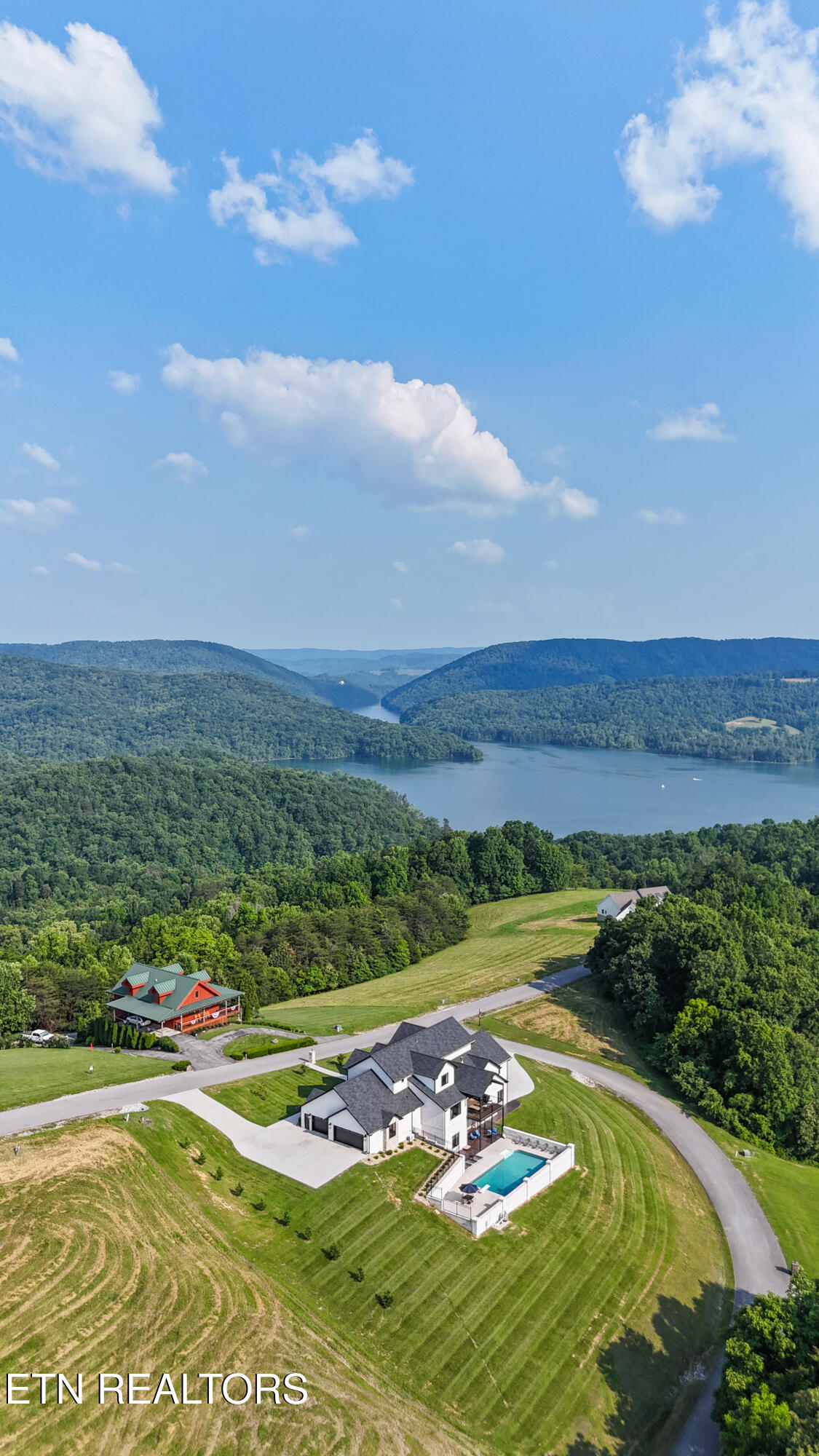 888 Smokey Quartz Boulevard Boulevard New Tazewell TN 37825