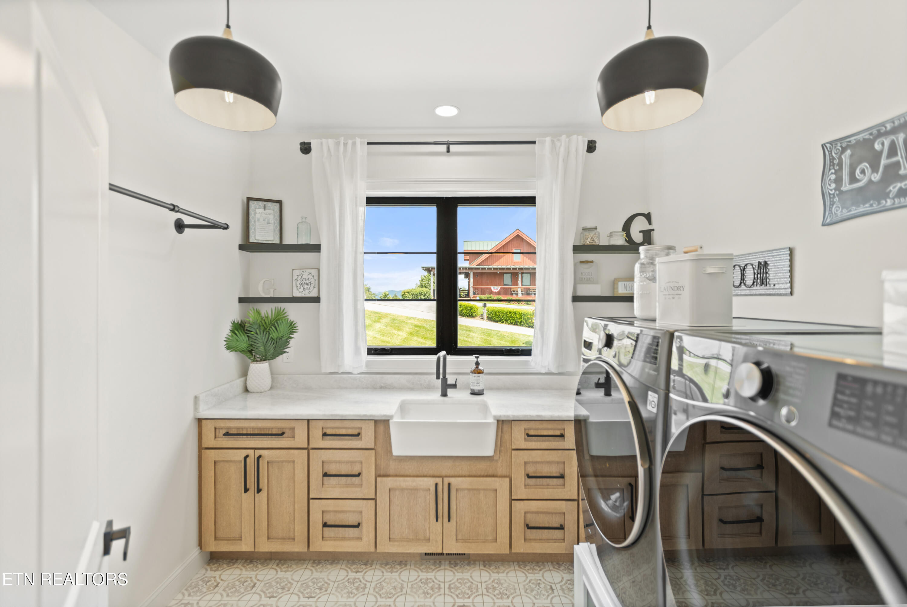 888 Smokey Quartz Boulevard Boulevard New Tazewell TN 37825