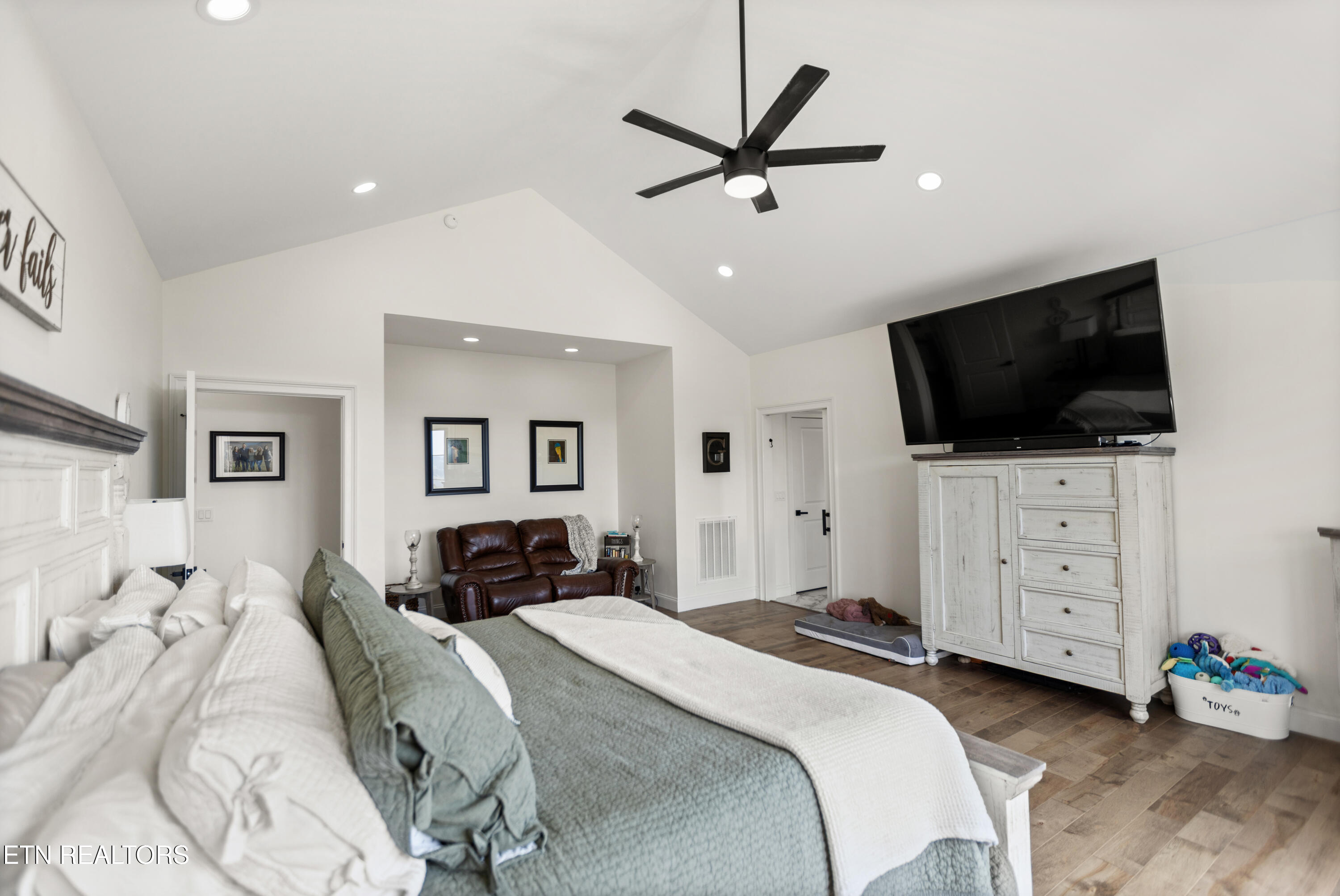 888 Smokey Quartz Boulevard Boulevard New Tazewell TN 37825