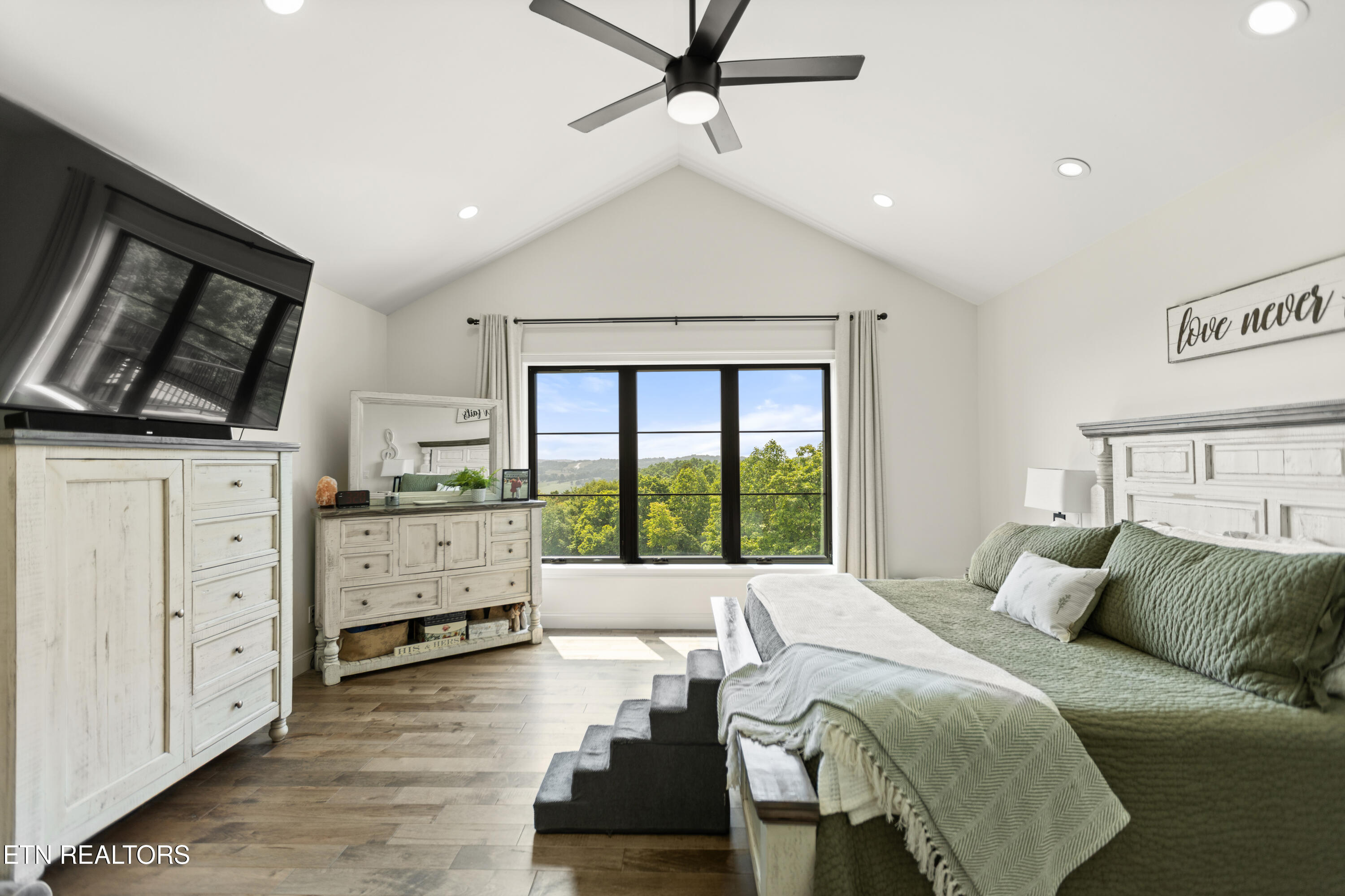 888 Smokey Quartz Boulevard Boulevard New Tazewell TN 37825