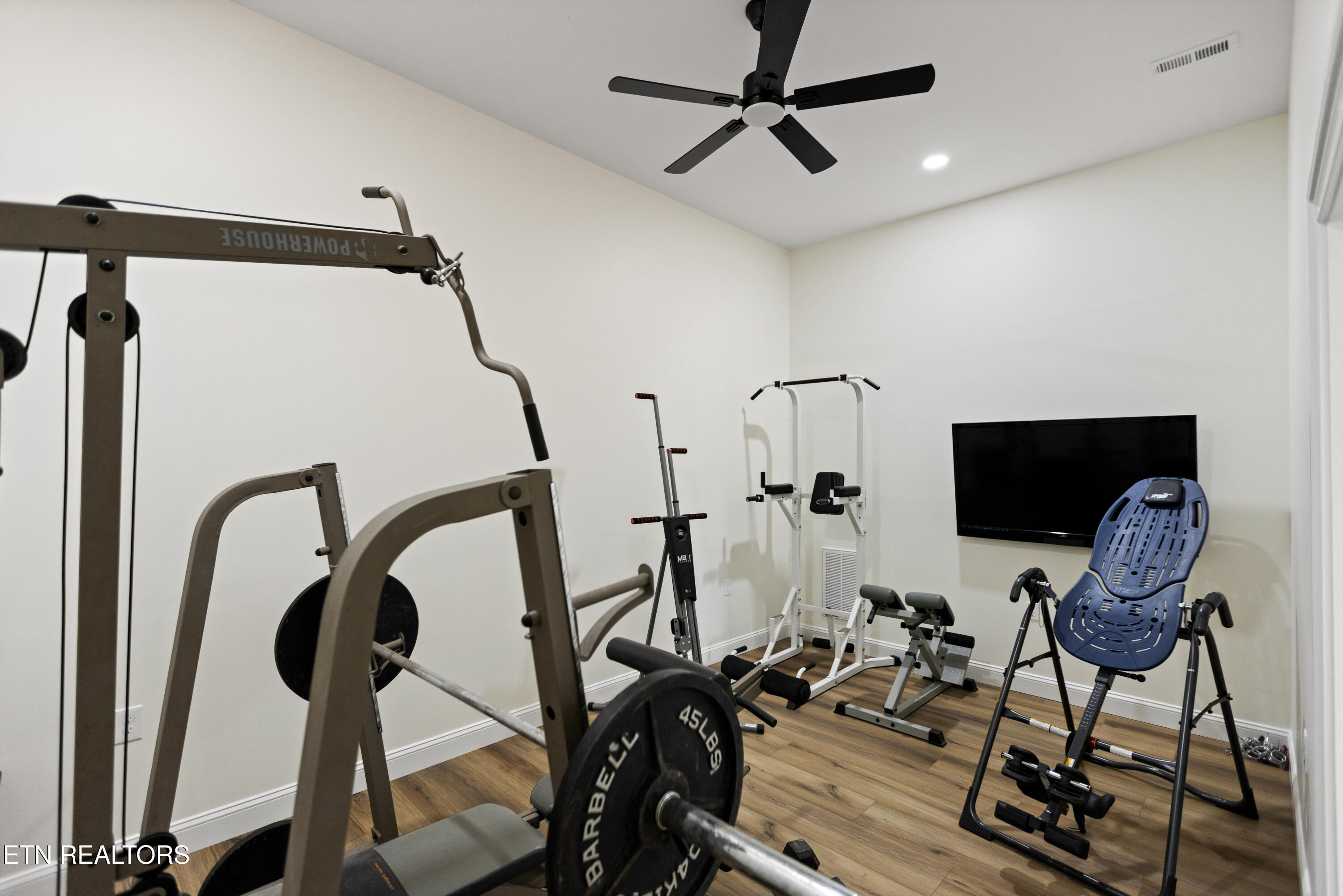 888 Smokey Quartz Boulevard Boulevard New Tazewell TN 37825