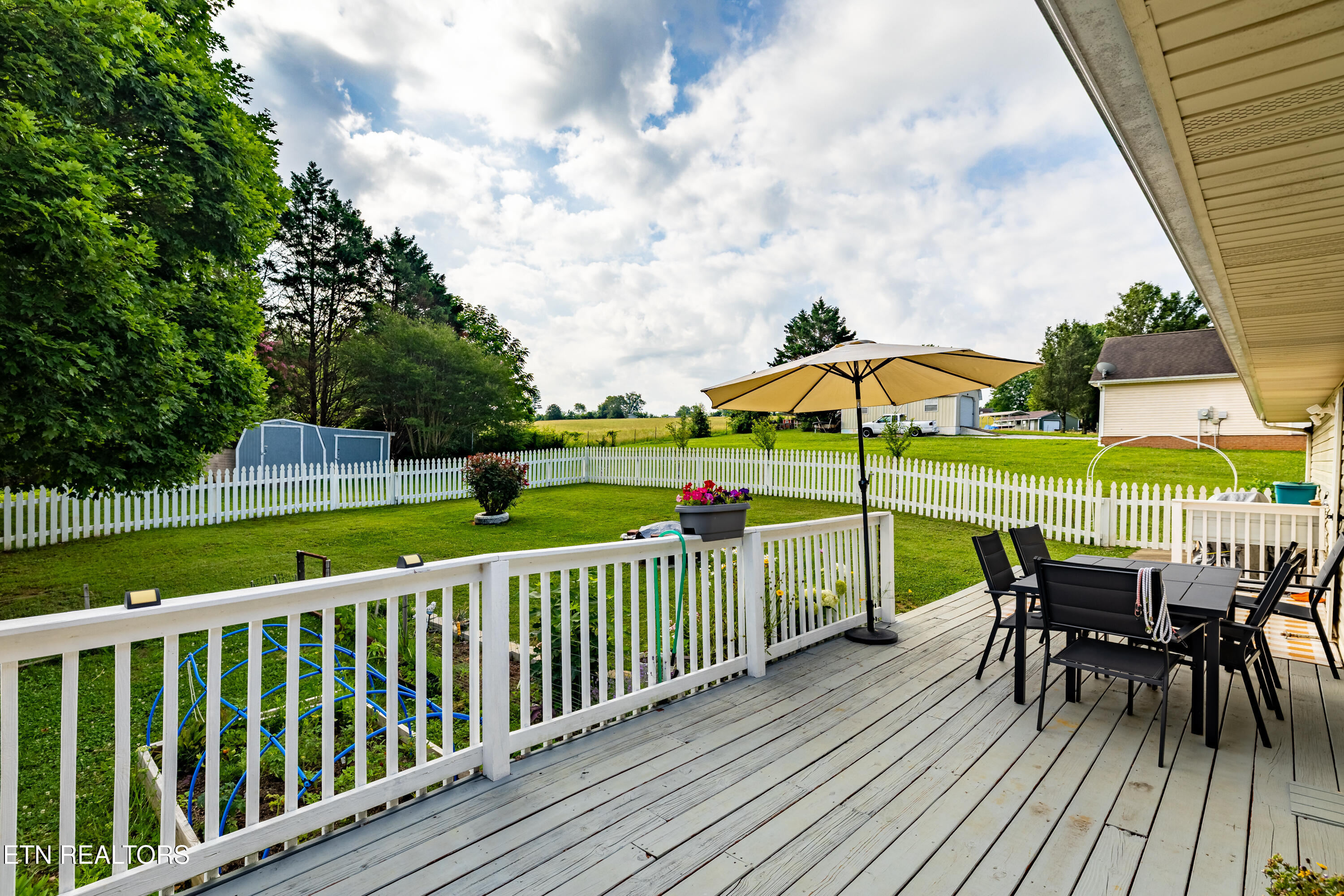 548 Hiwassee Road Madisonville TN 37354