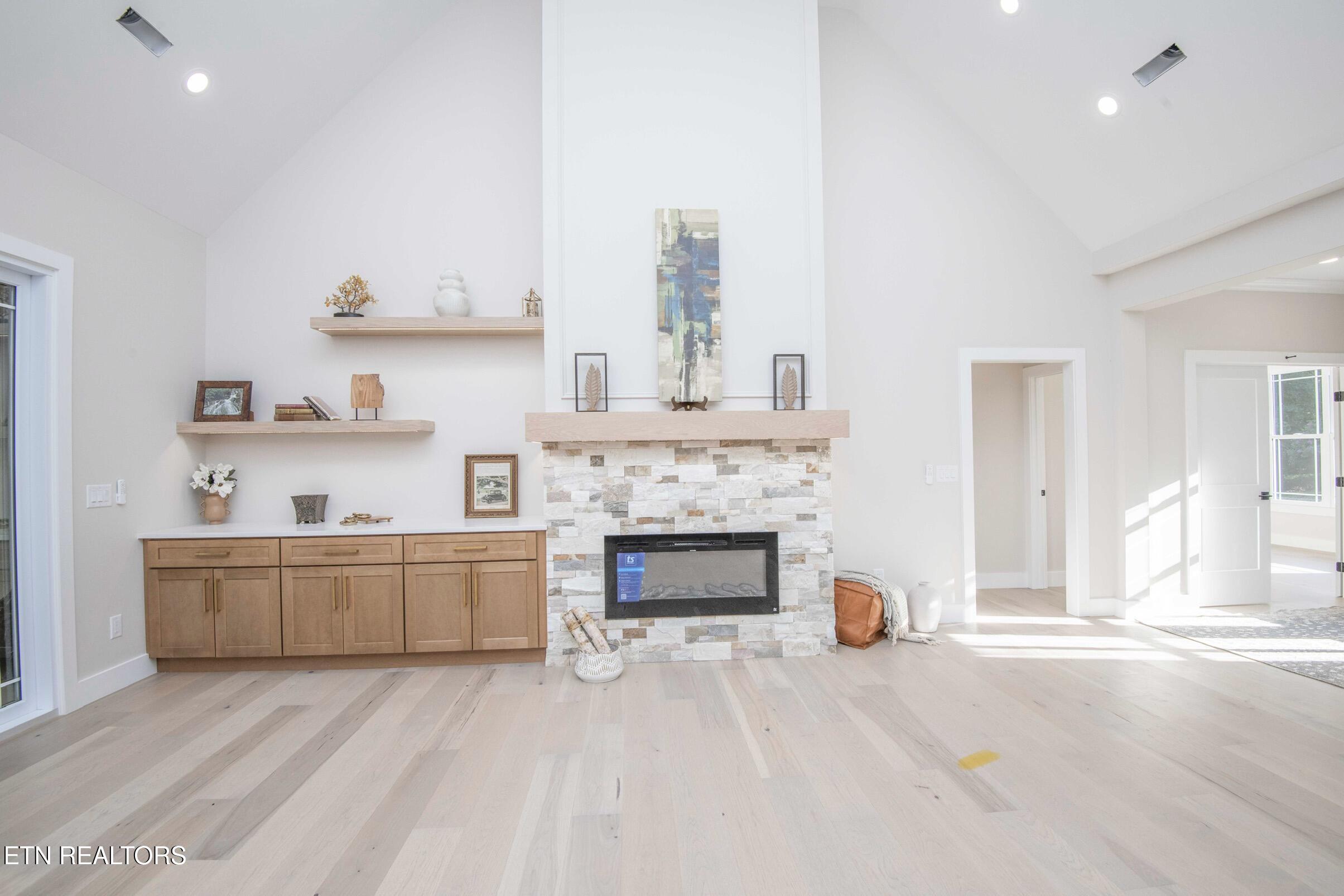 438 Goweli Trail Vonore TN 37885