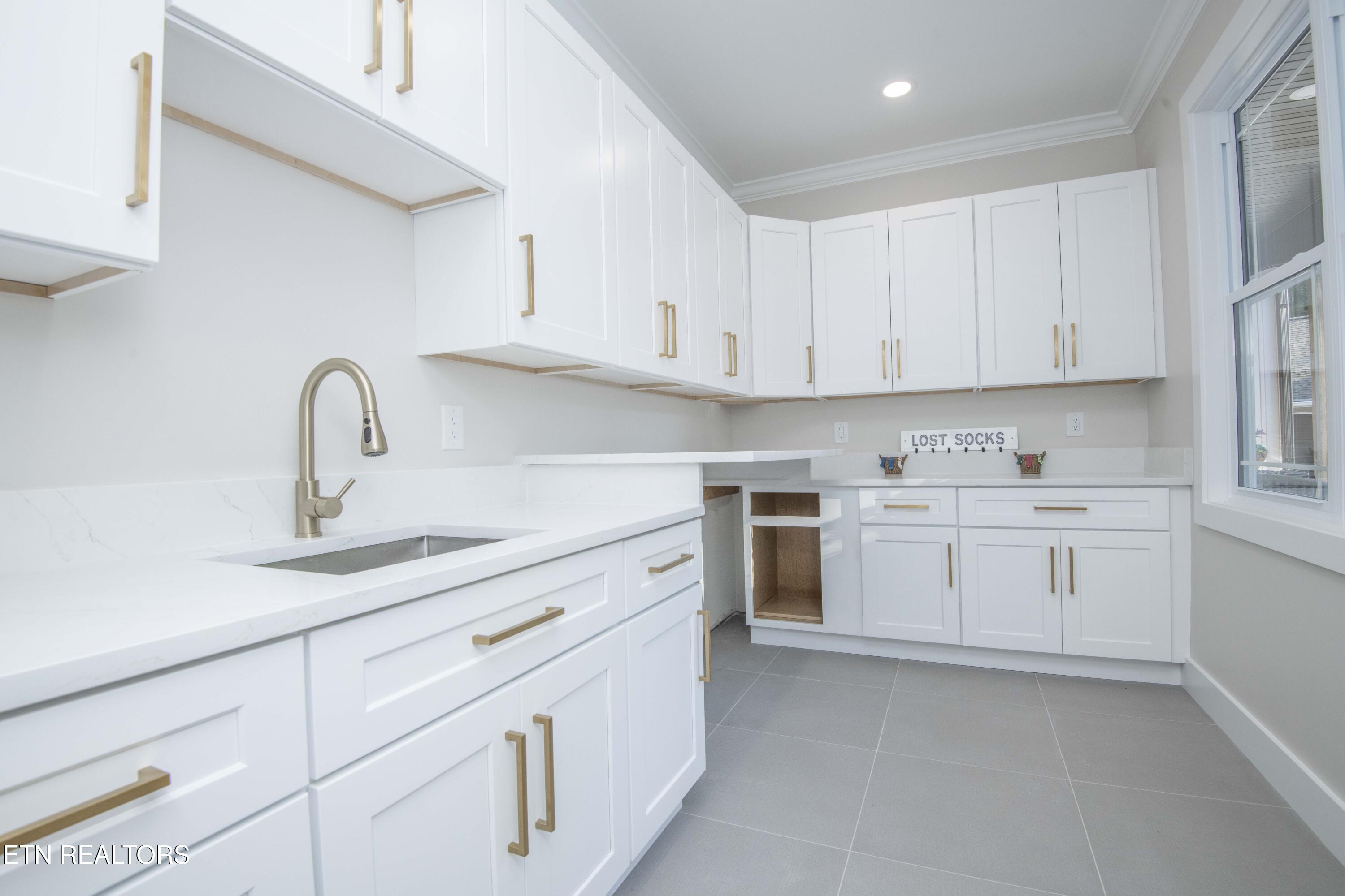 438 Goweli Trail Vonore TN 37885