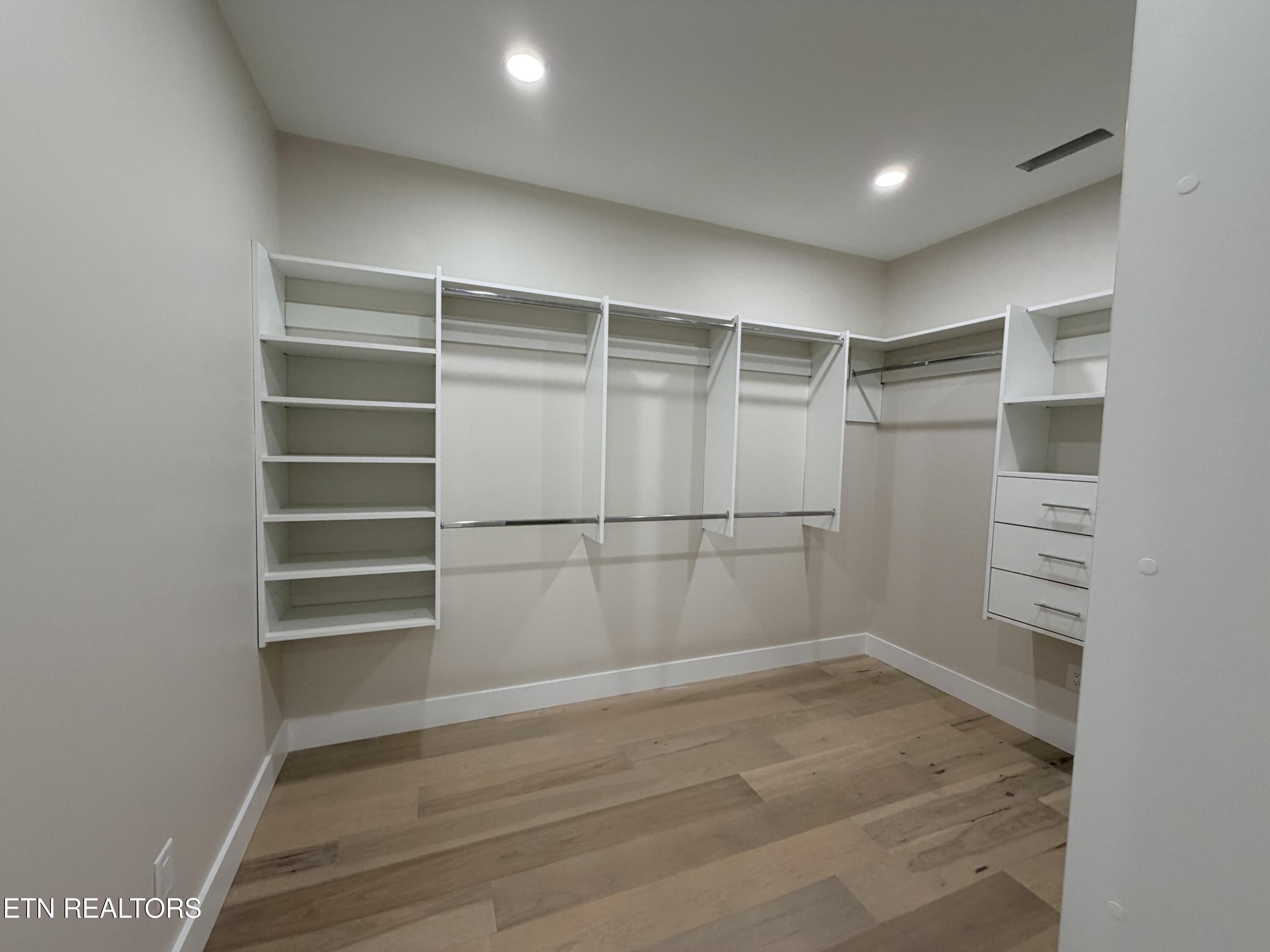 438 Goweli Trail Vonore TN 37885