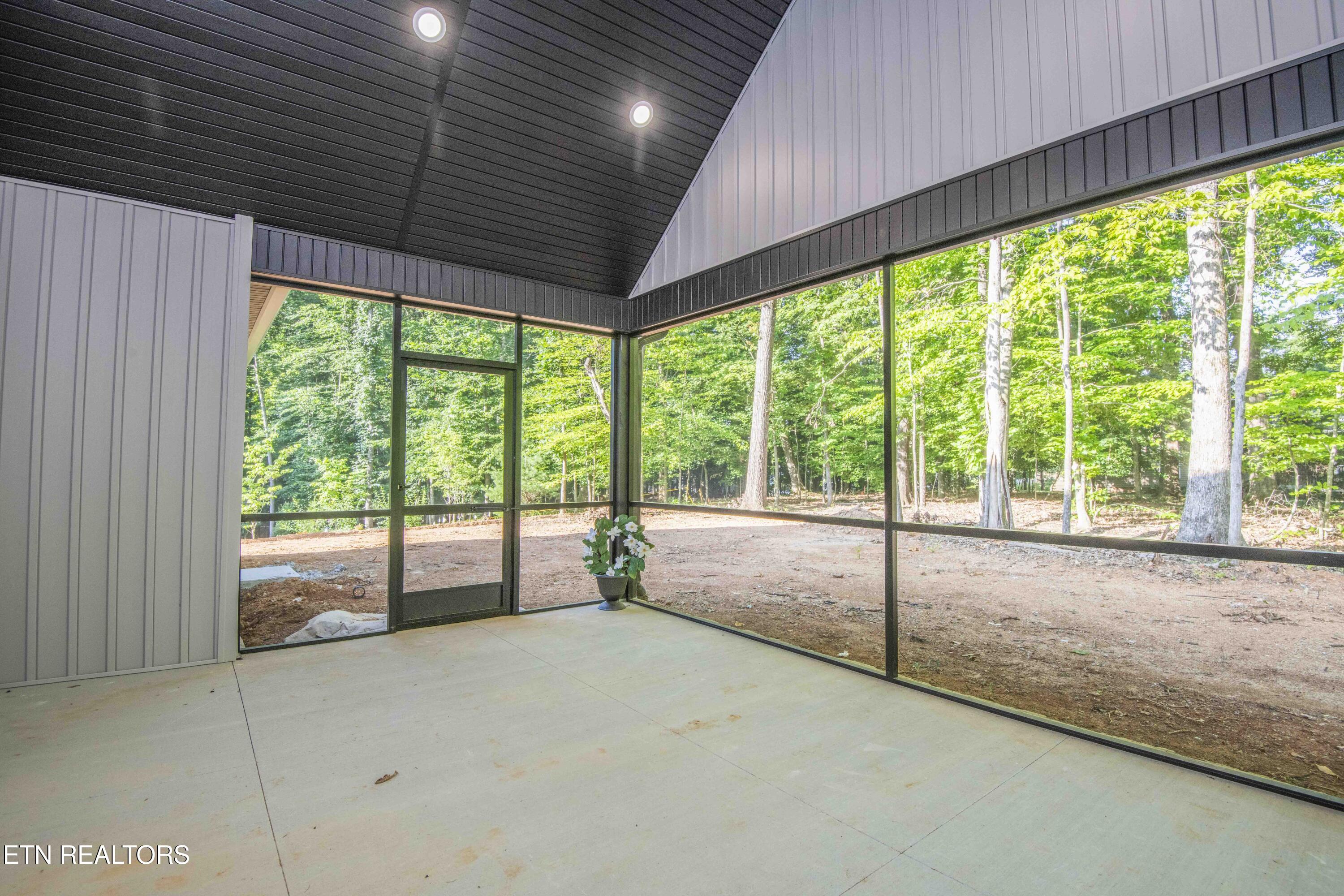 438 Goweli Trail Vonore TN 37885
