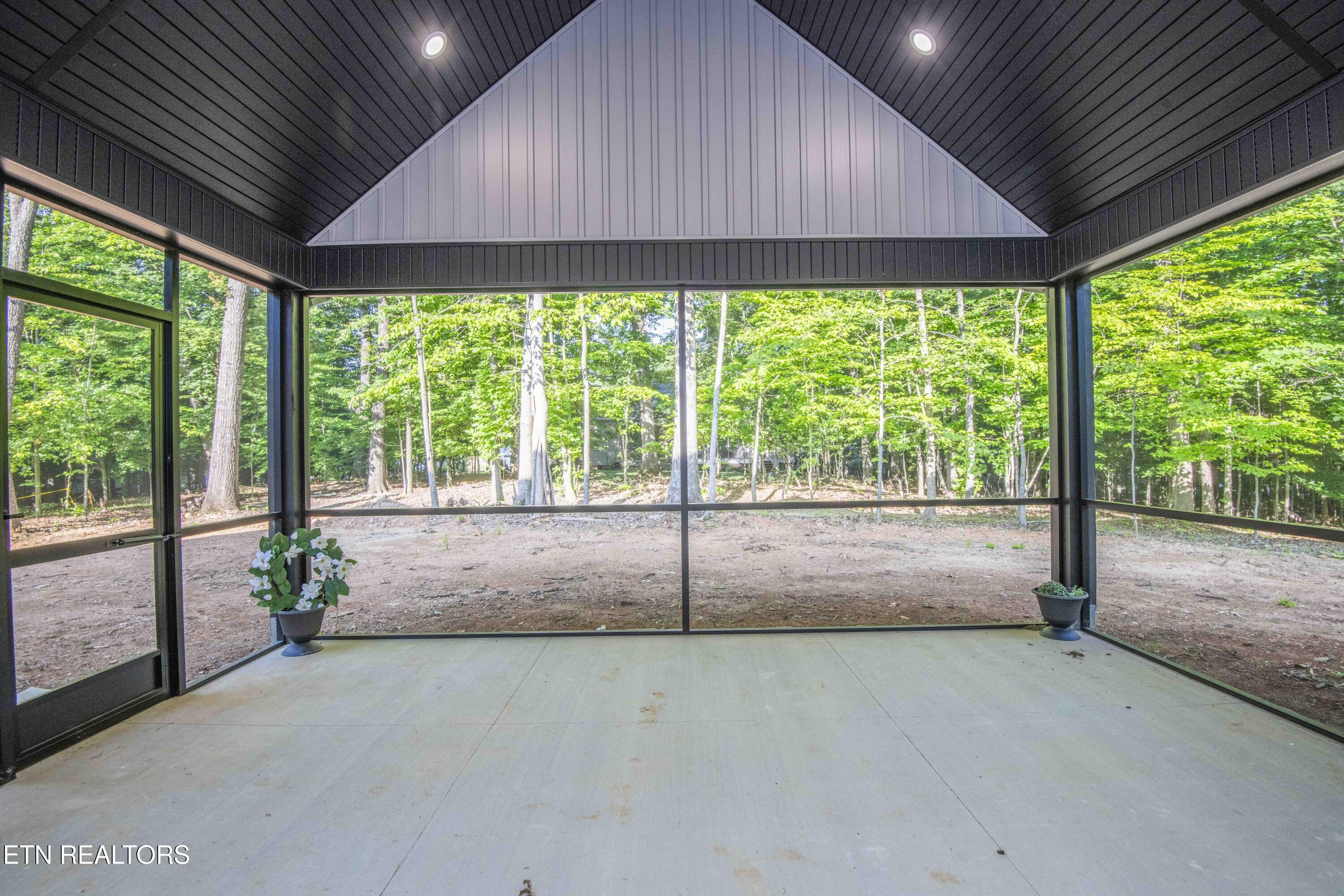 438 Goweli Trail Vonore TN 37885
