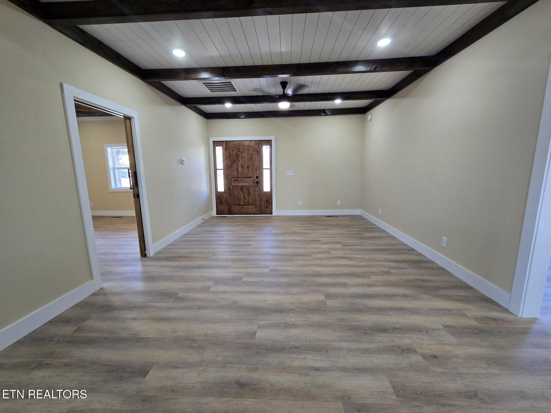 576 Stanley Street Oneida TN 37841