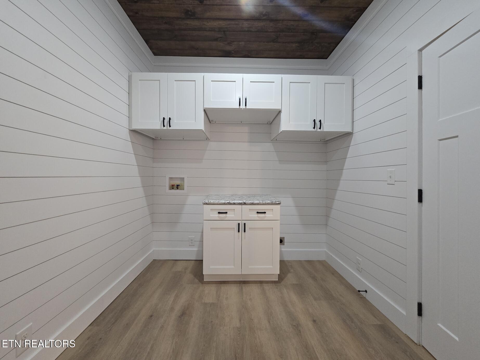 576 Stanley Street Oneida TN 37841