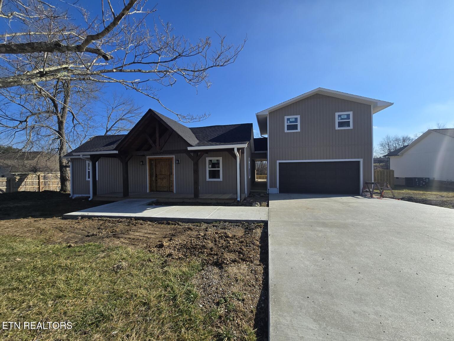 576 Stanley Street Oneida TN 37841