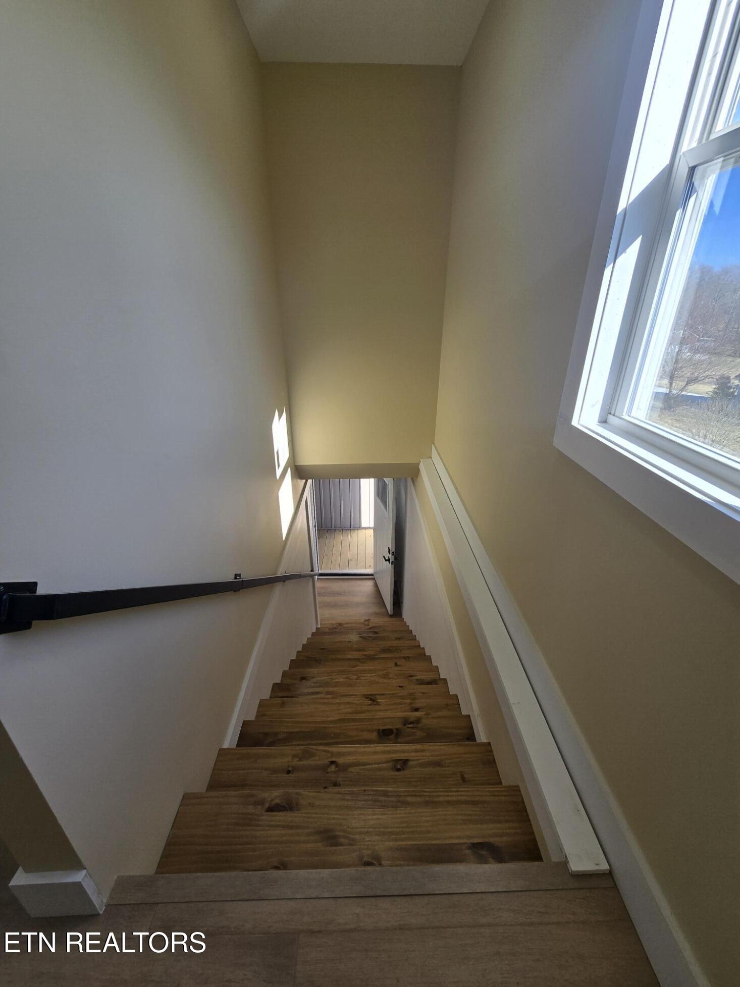 576 Stanley Street Oneida TN 37841