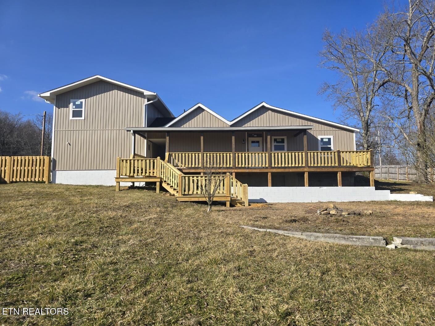 576 Stanley Street Oneida TN 37841