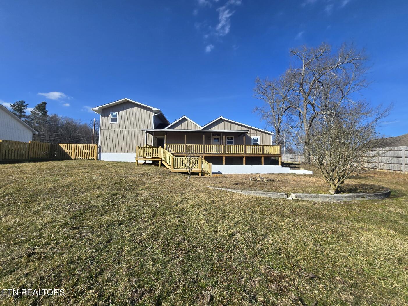 576 Stanley Street Oneida TN 37841