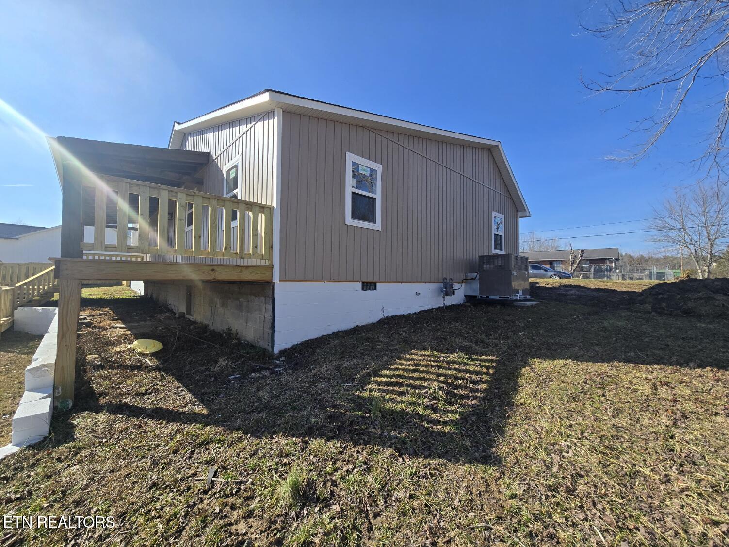 576 Stanley Street Oneida TN 37841