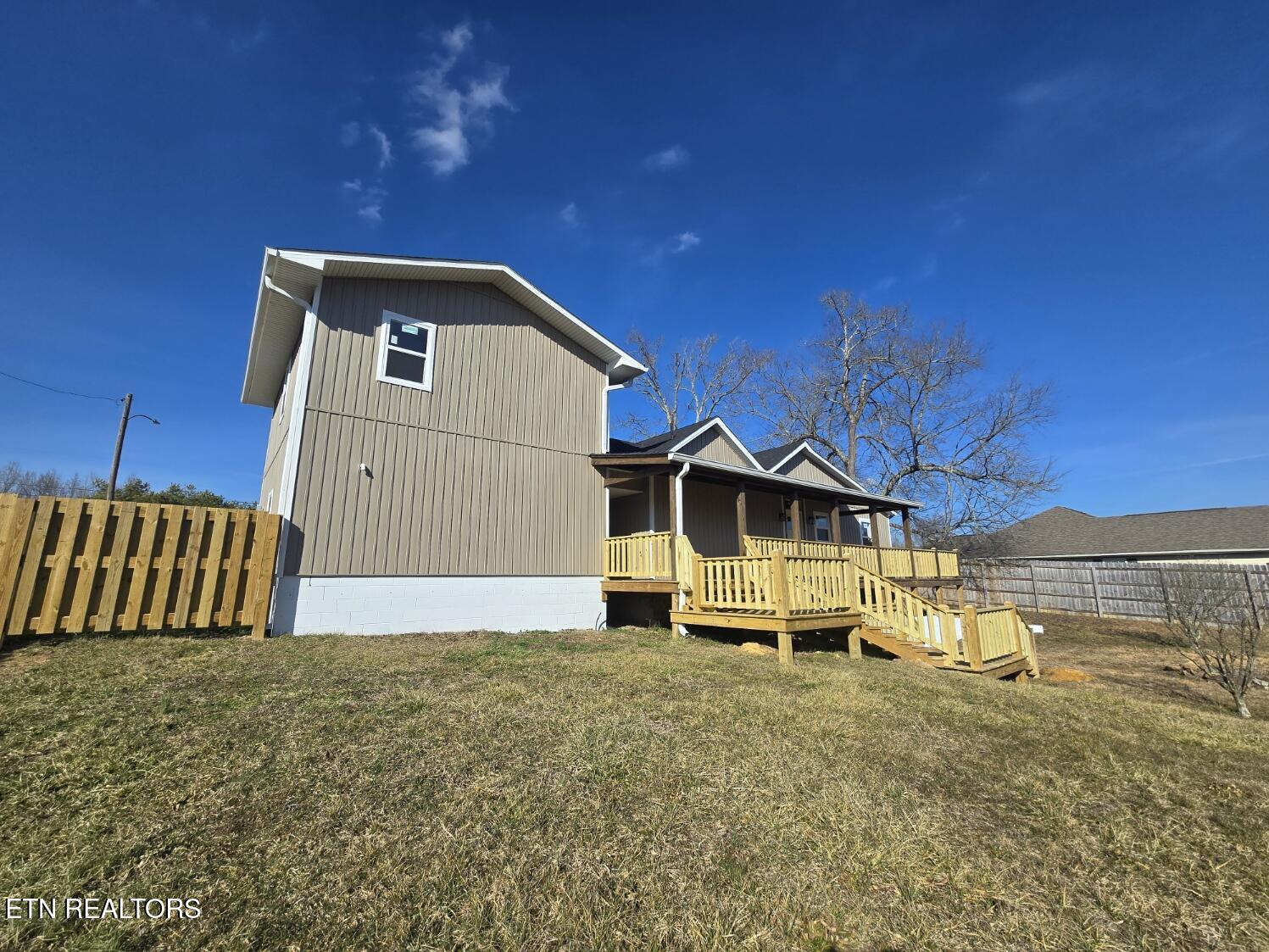 576 Stanley Street Oneida TN 37841