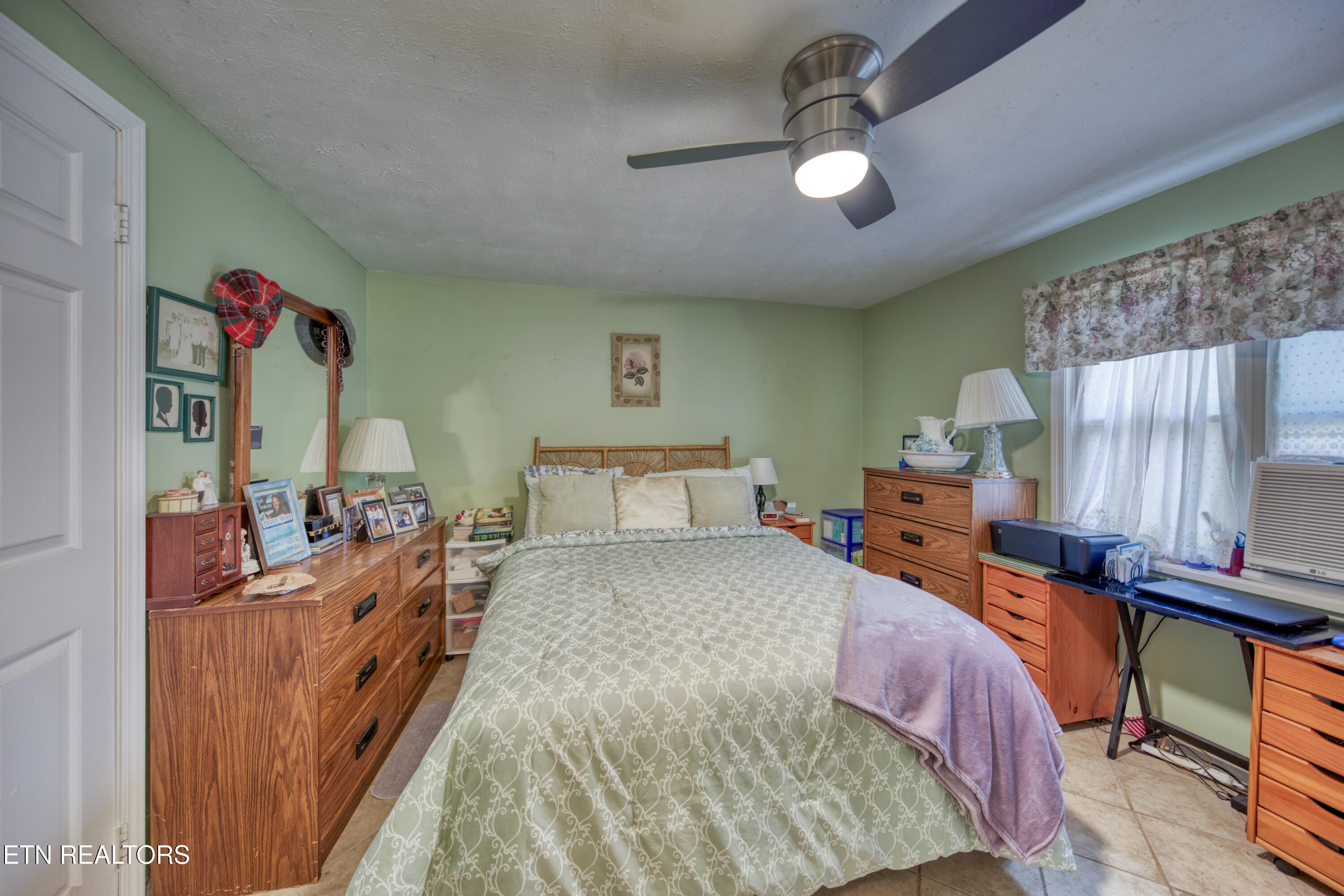 4068 Peace Drive Morristown TN 37814
