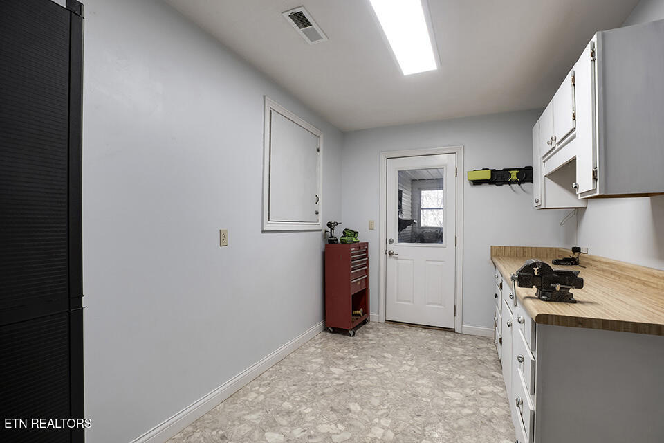 115 Kawatuska Way Loudon TN 37774