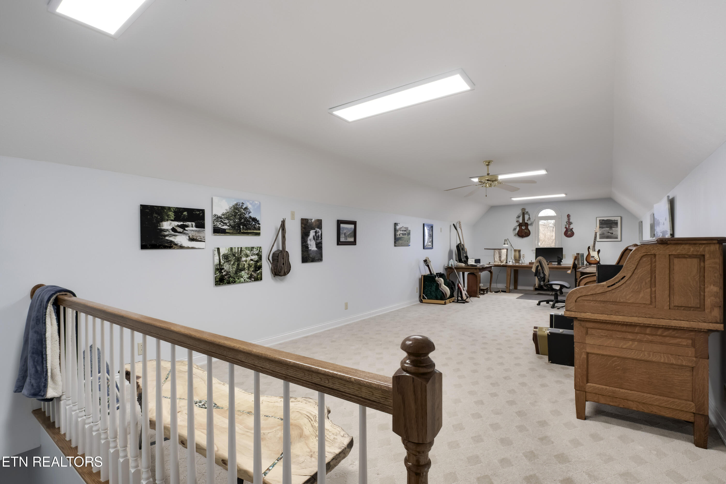 115 Kawatuska Way Loudon TN 37774