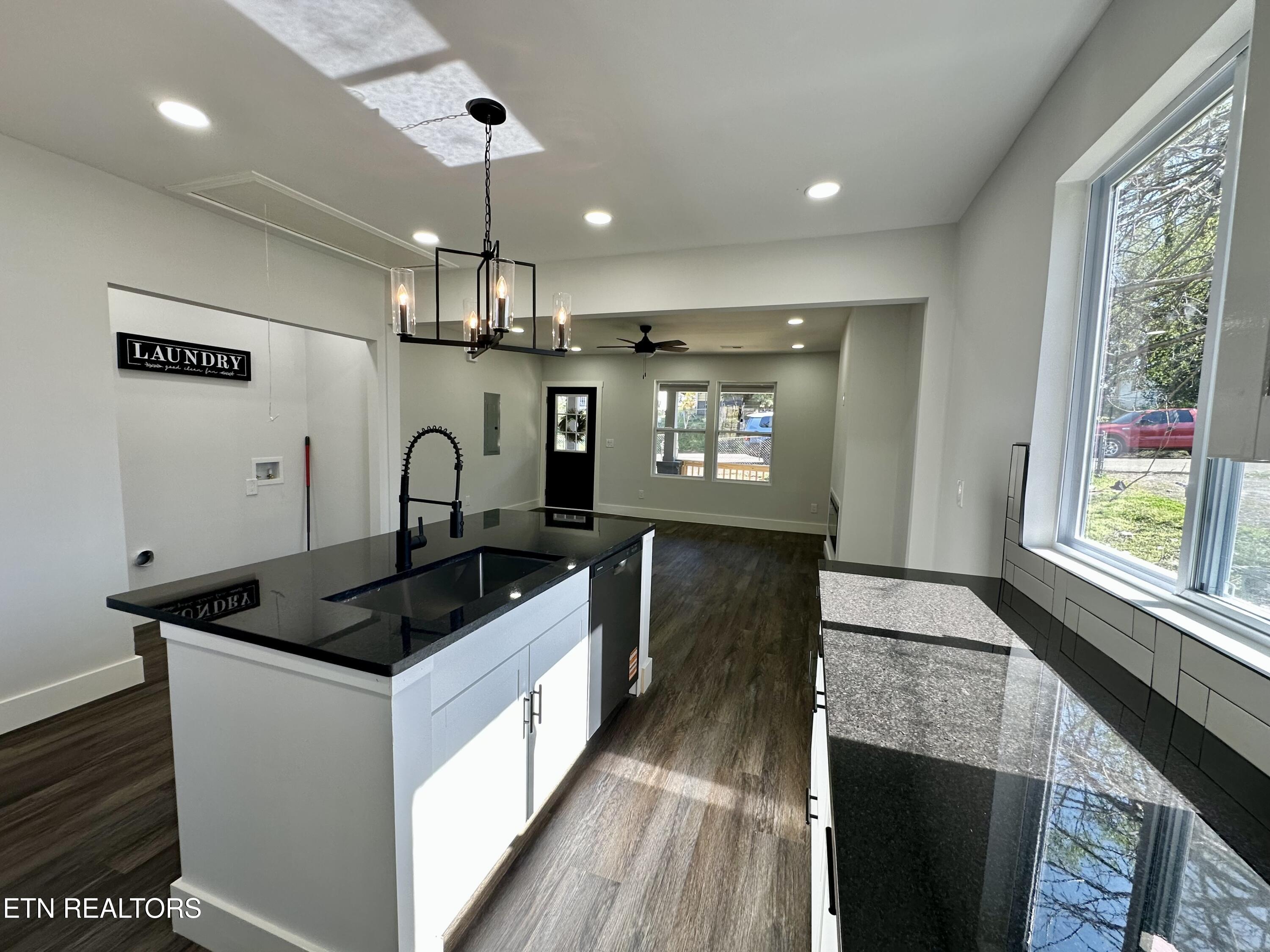 1237 Iredell Avenue Knoxville TN 37921