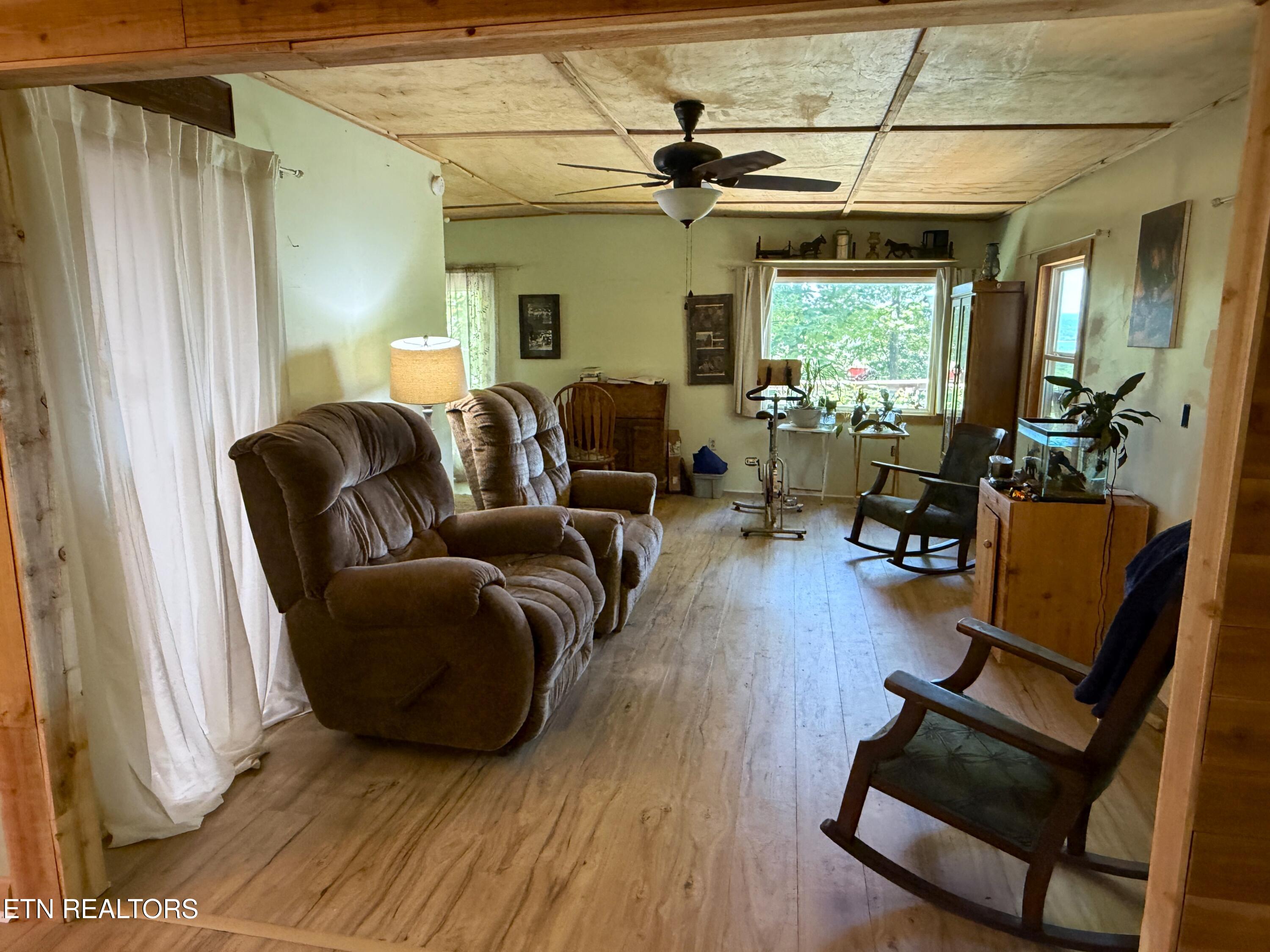 1040 Sturmhaben Way Newport TN 37821