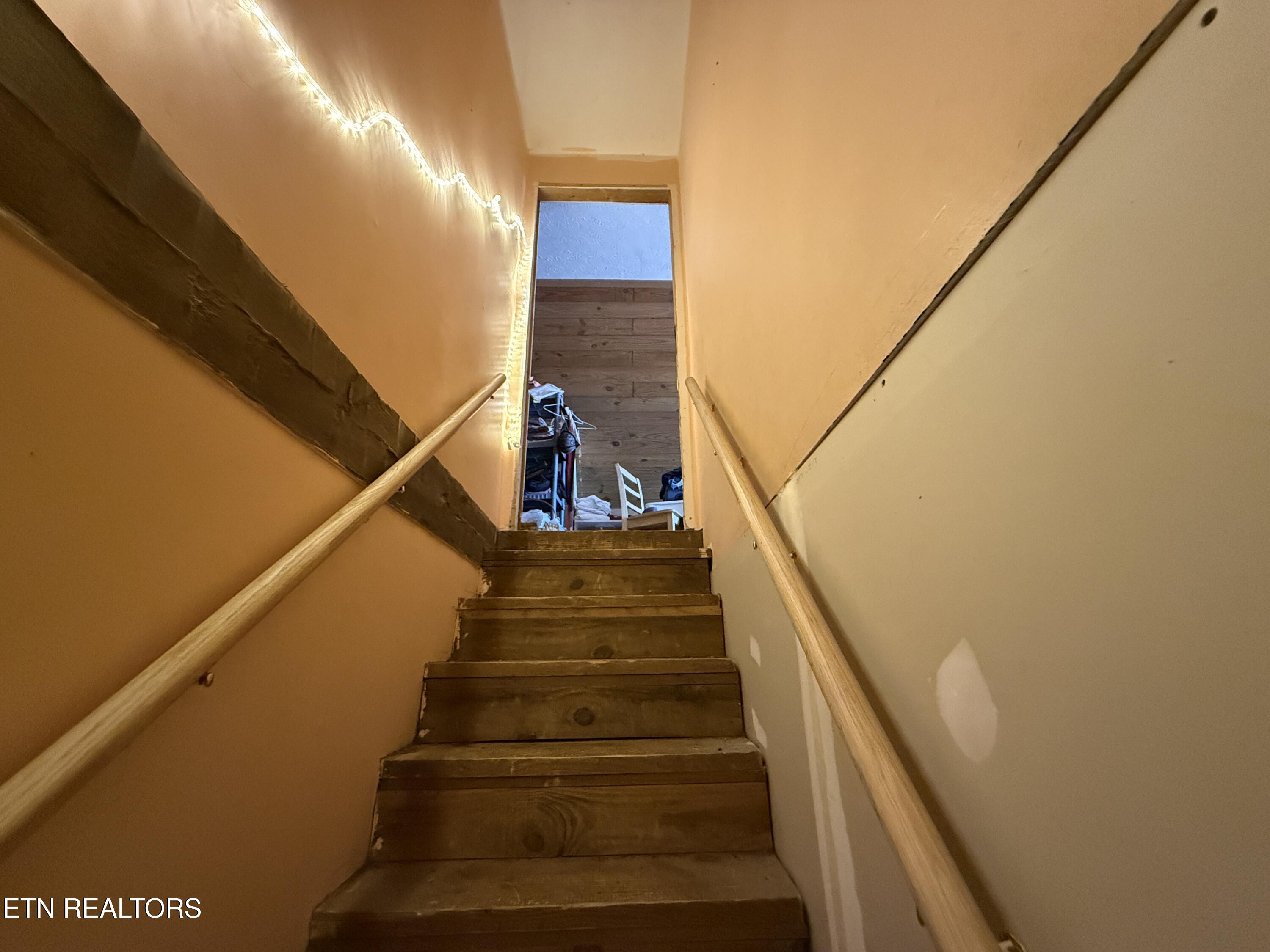 1040 Sturmhaben Way Newport TN 37821