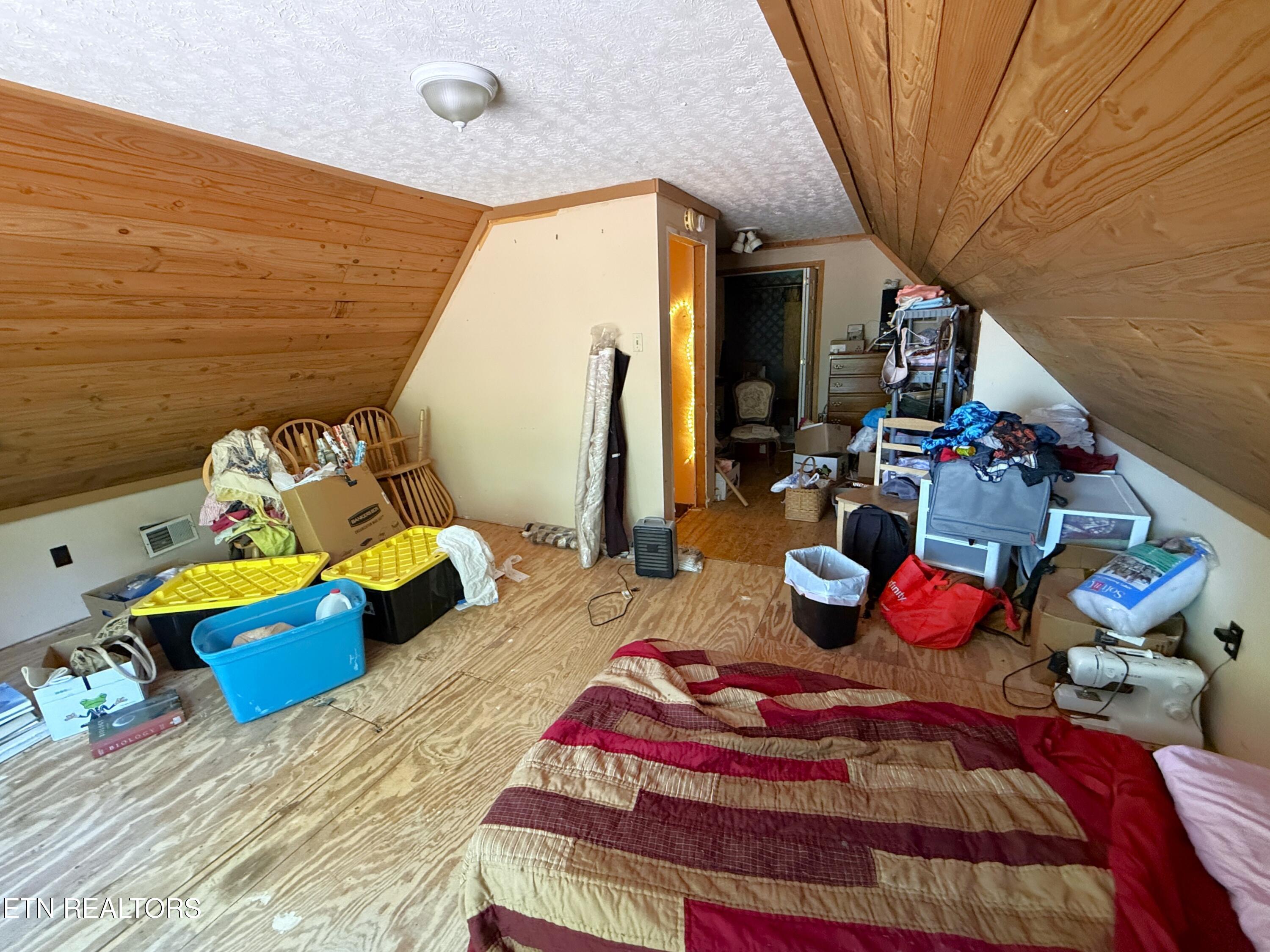 1040 Sturmhaben Way Newport TN 37821