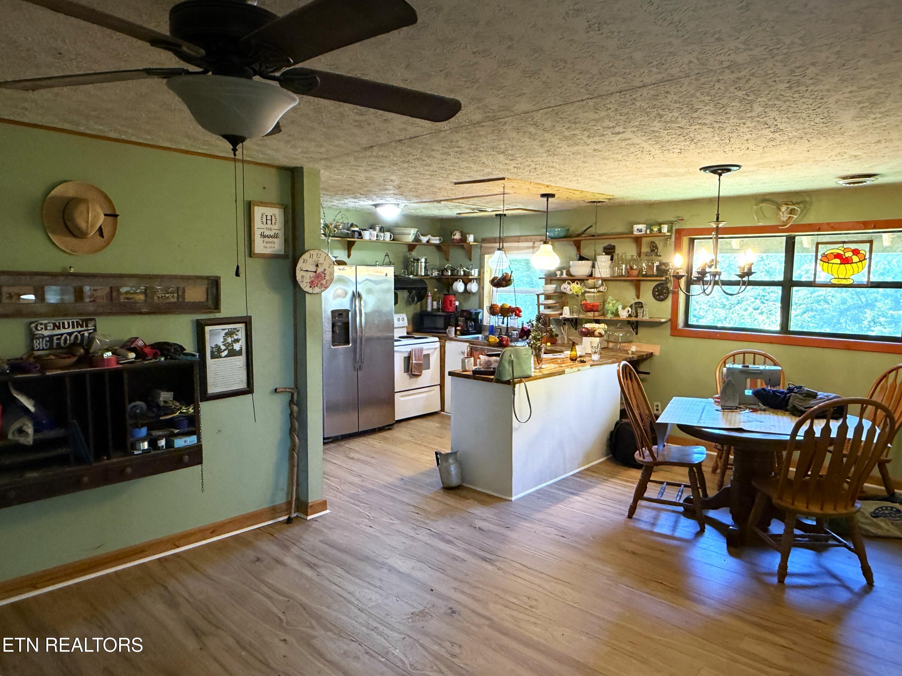 1040 Sturmhaben Way Newport TN 37821