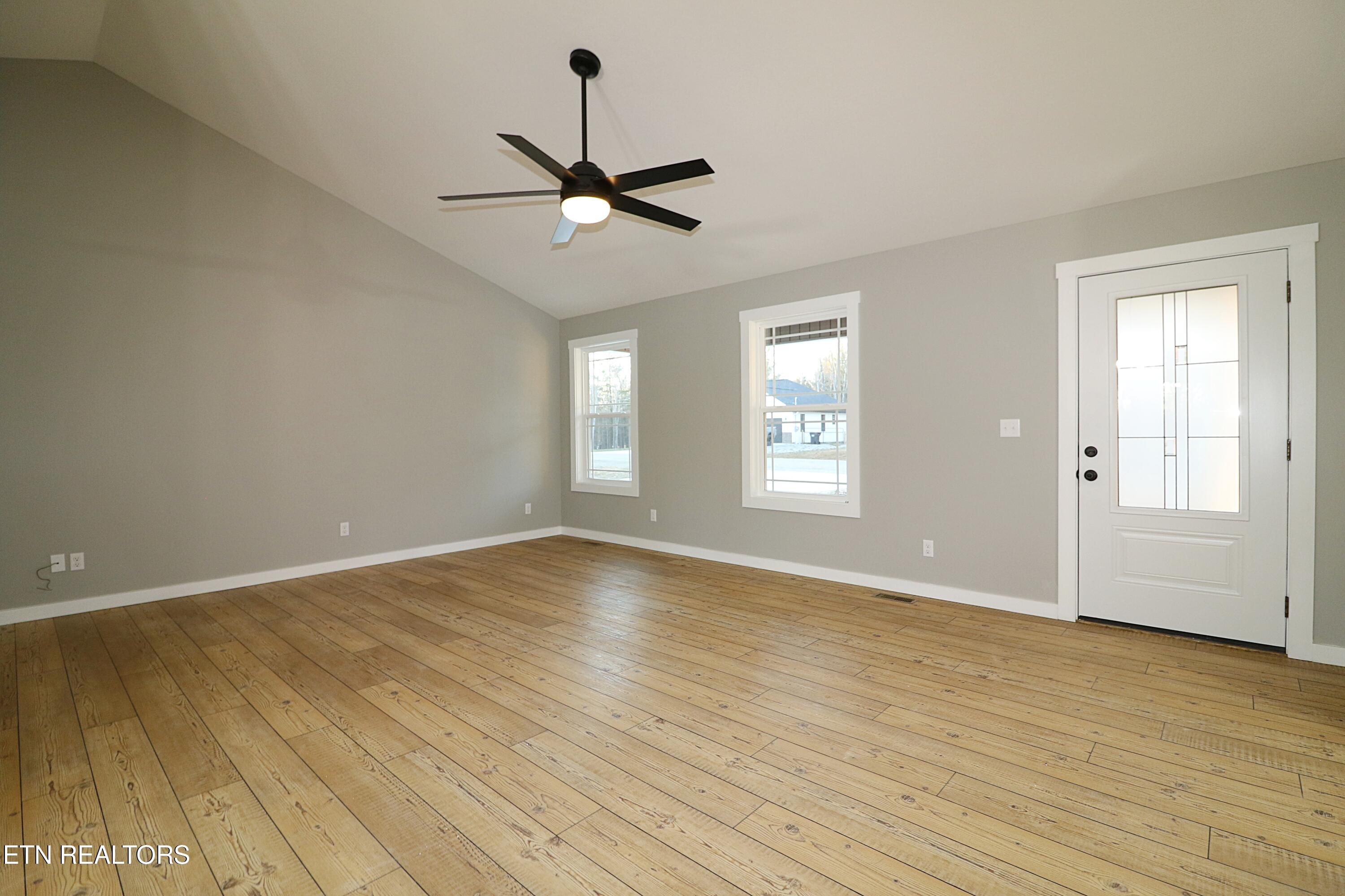 595 Taylon Lane Oneida TN 37841