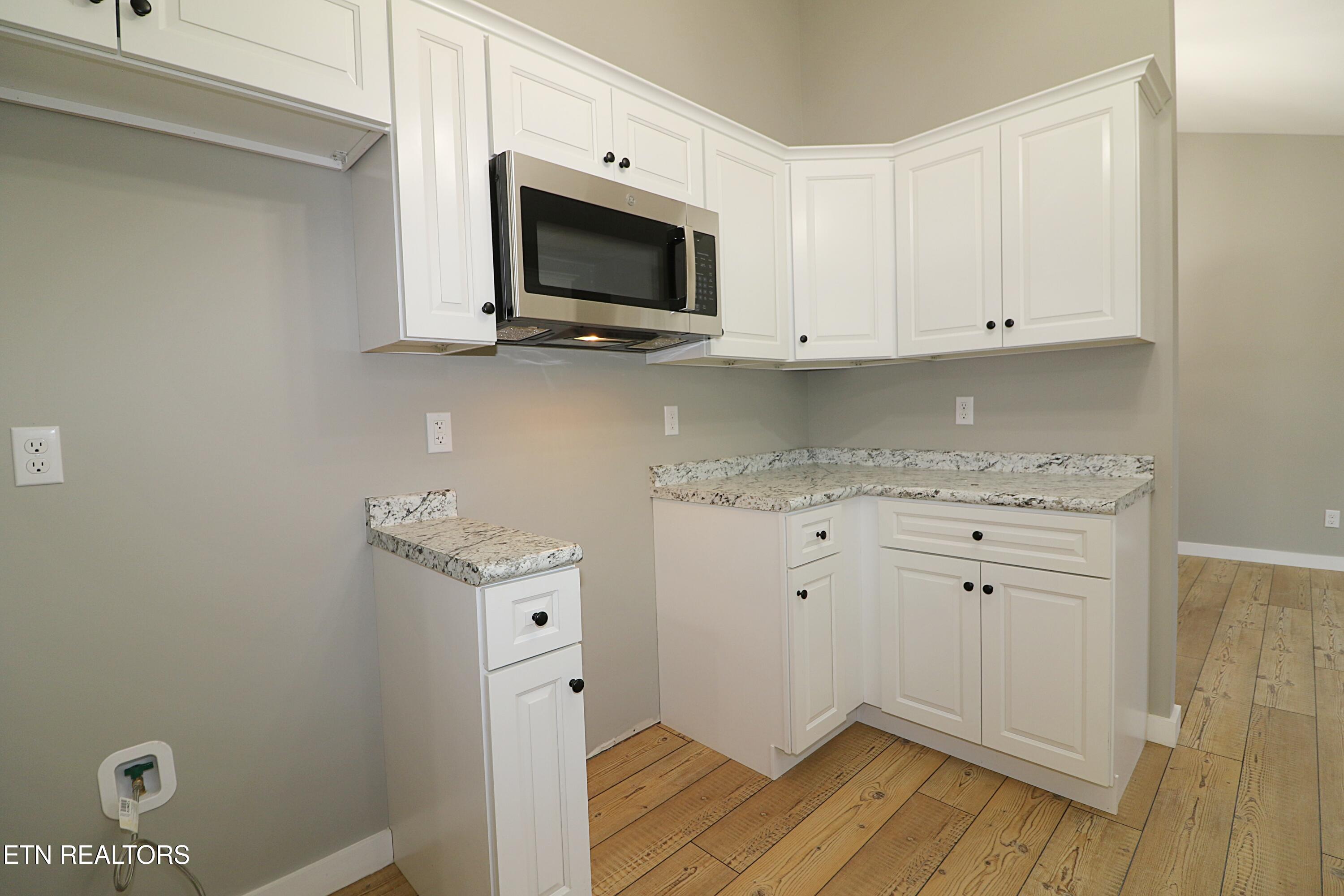 595 Taylon Lane Oneida TN 37841