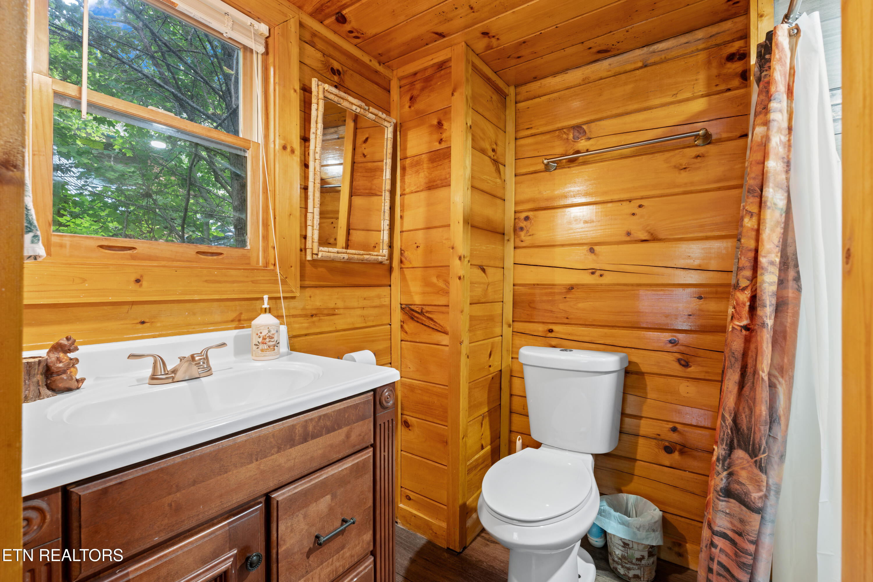 245 Edens Way Sevierville TN 37876
