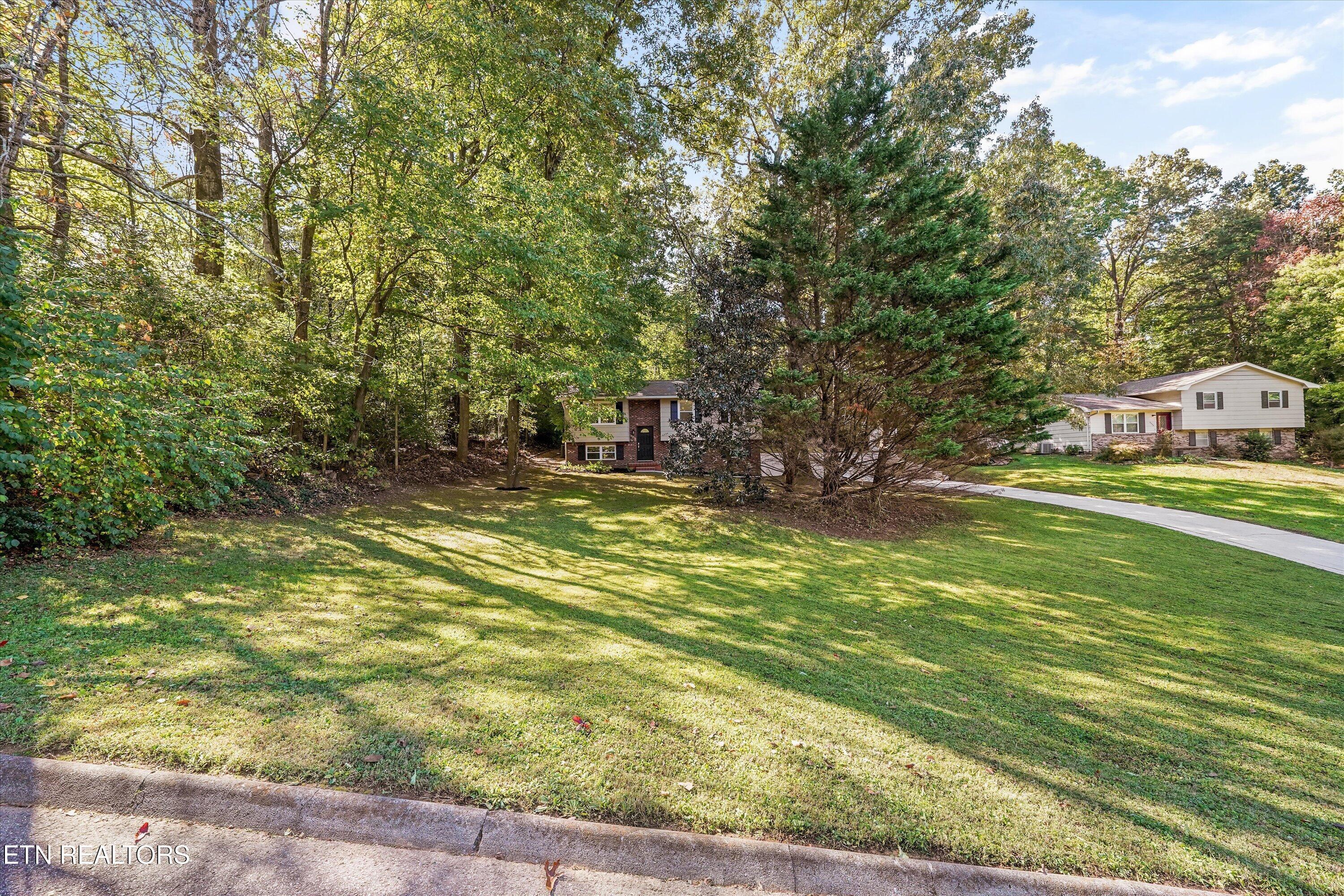 2329 Roundtree Road Knoxville TN 37923