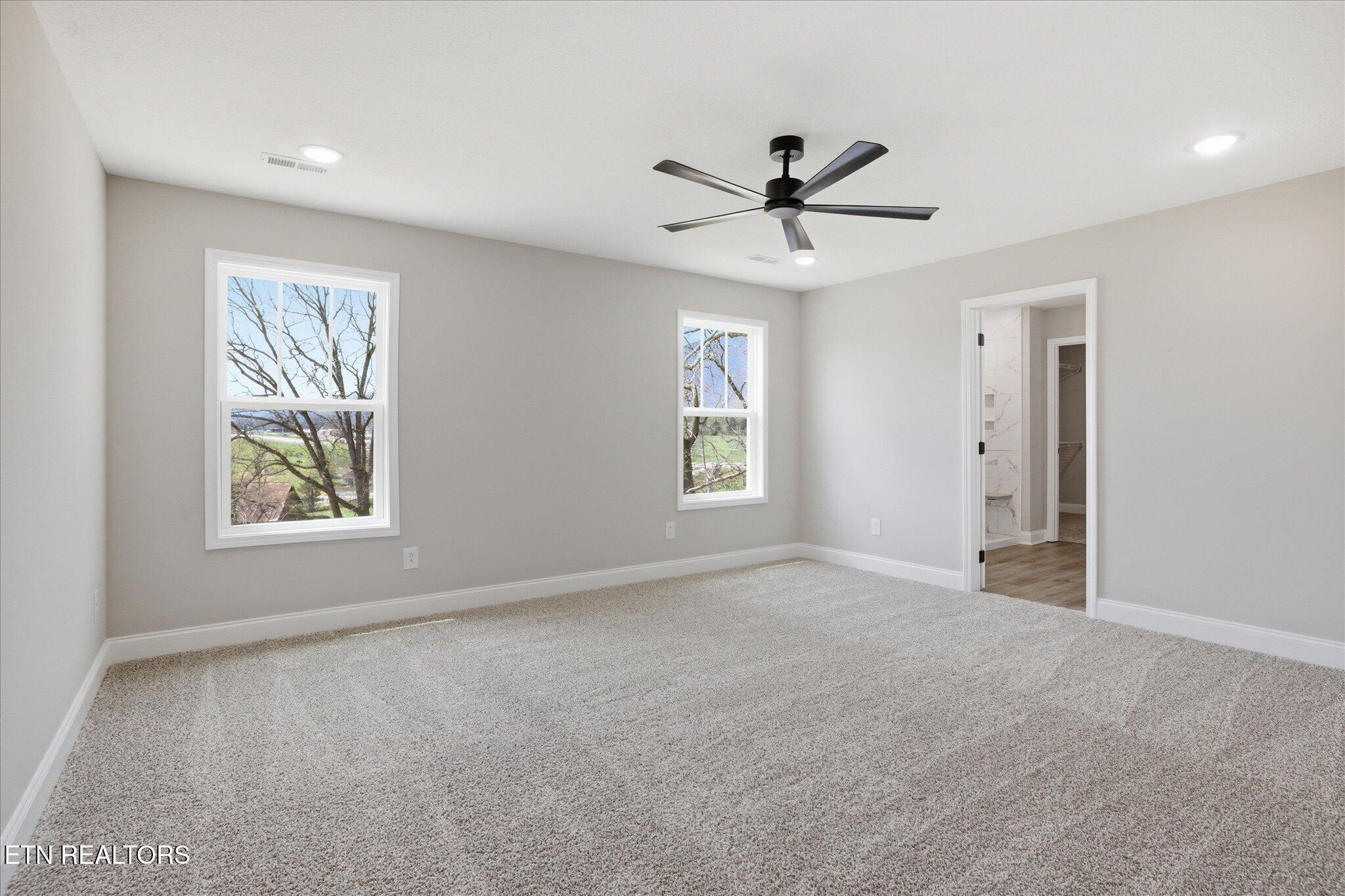 237 Cross Valley Road Lafollette TN 37766