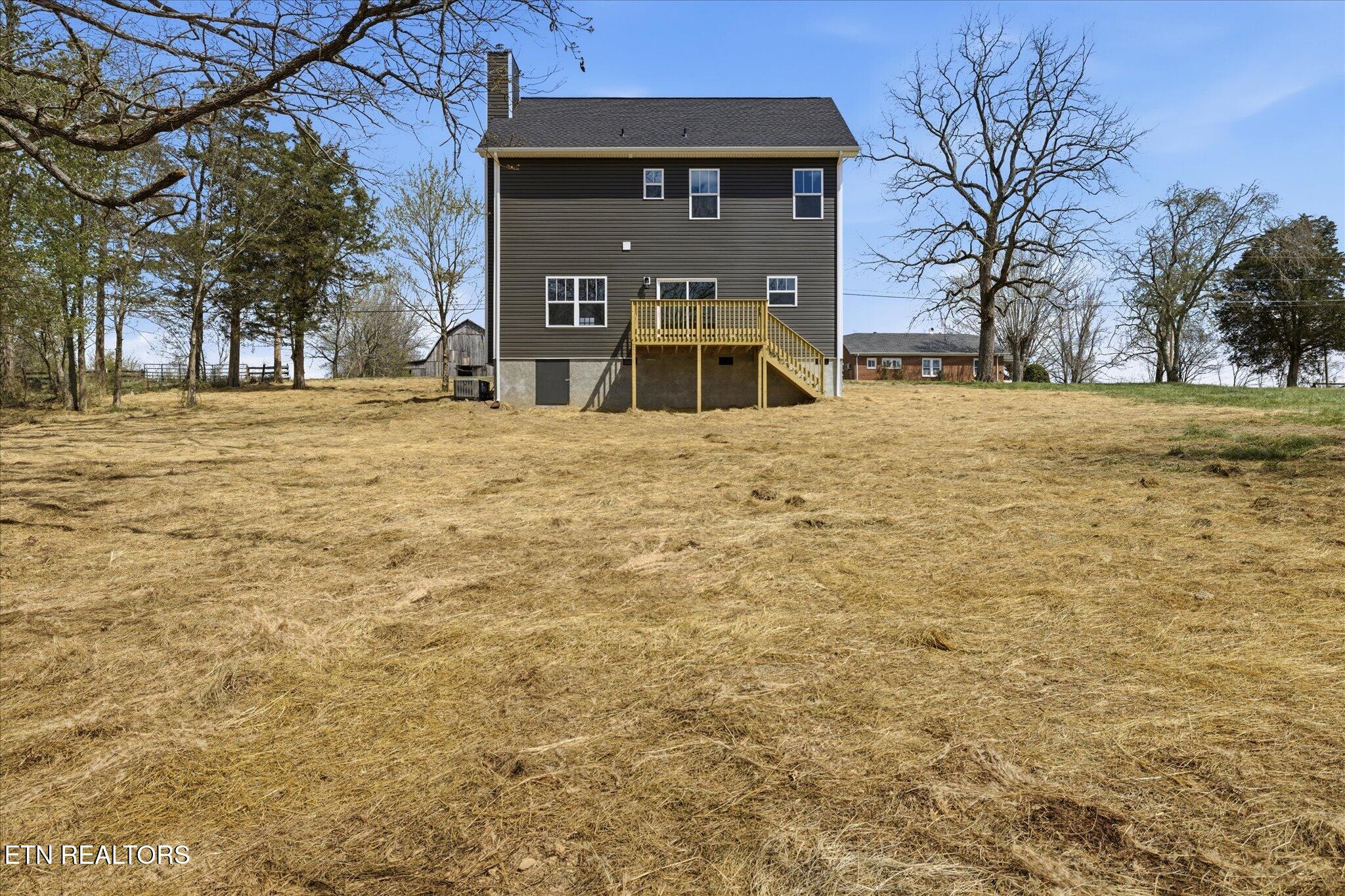 237 Cross Valley Road Lafollette TN 37766