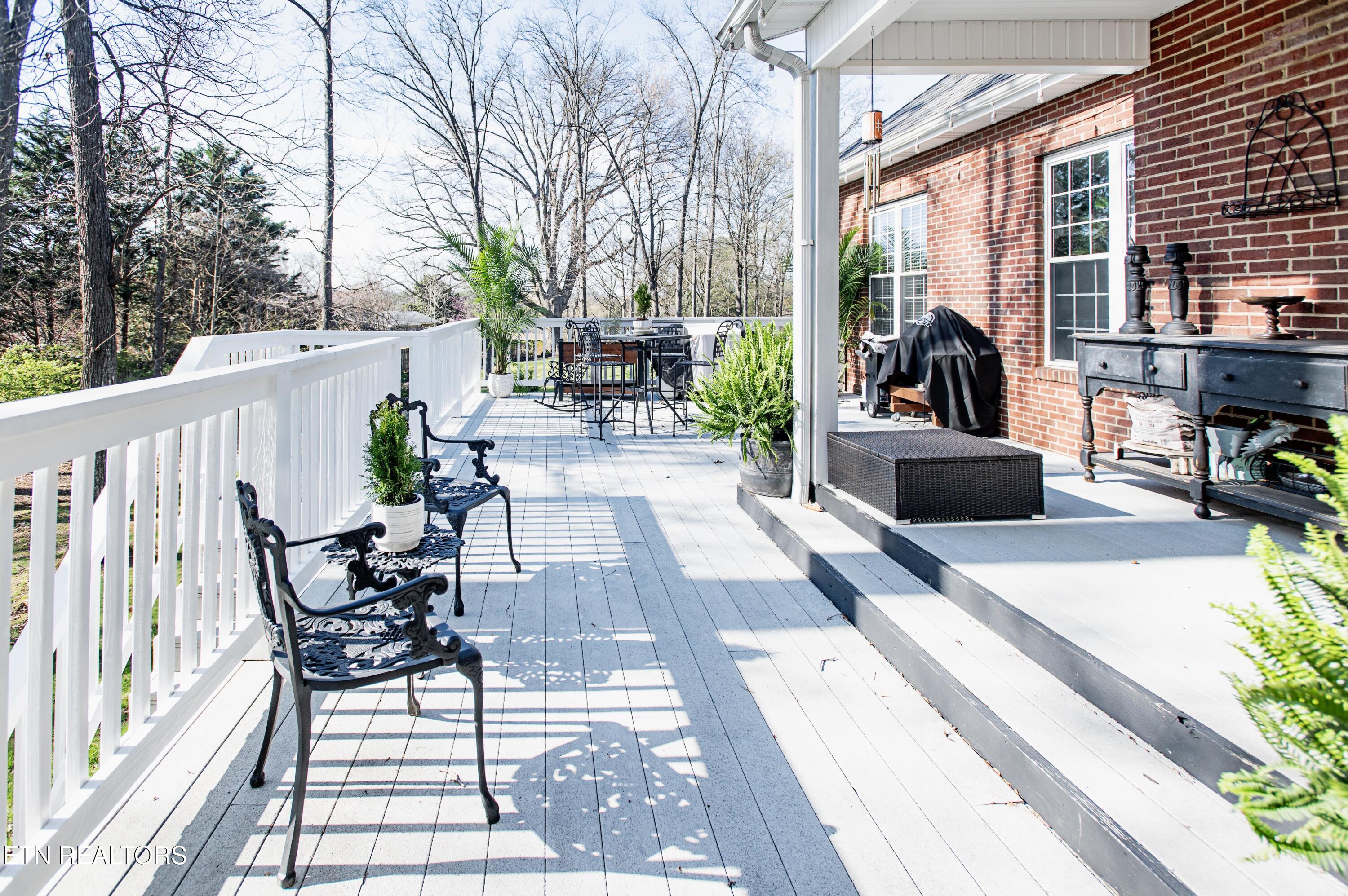 313 Wooded Lane Knoxville TN 37922