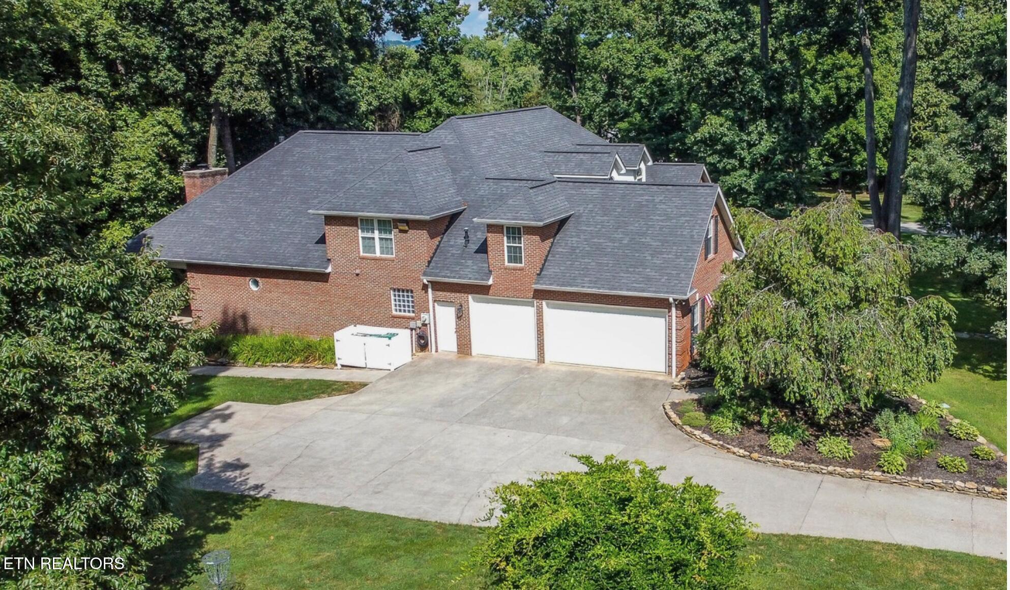 313 Wooded Lane Knoxville TN 37922
