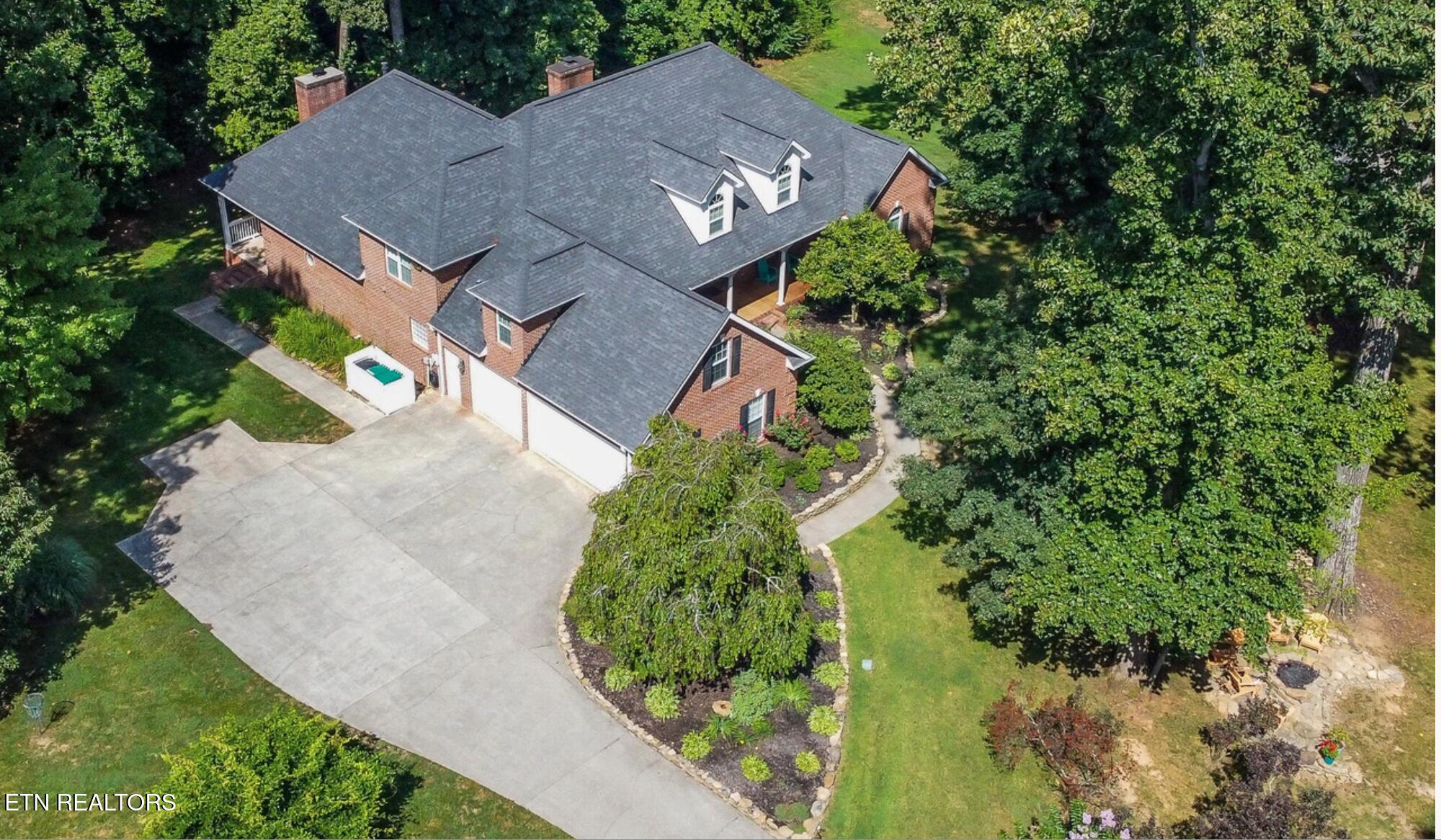 313 Wooded Lane Knoxville TN 37922