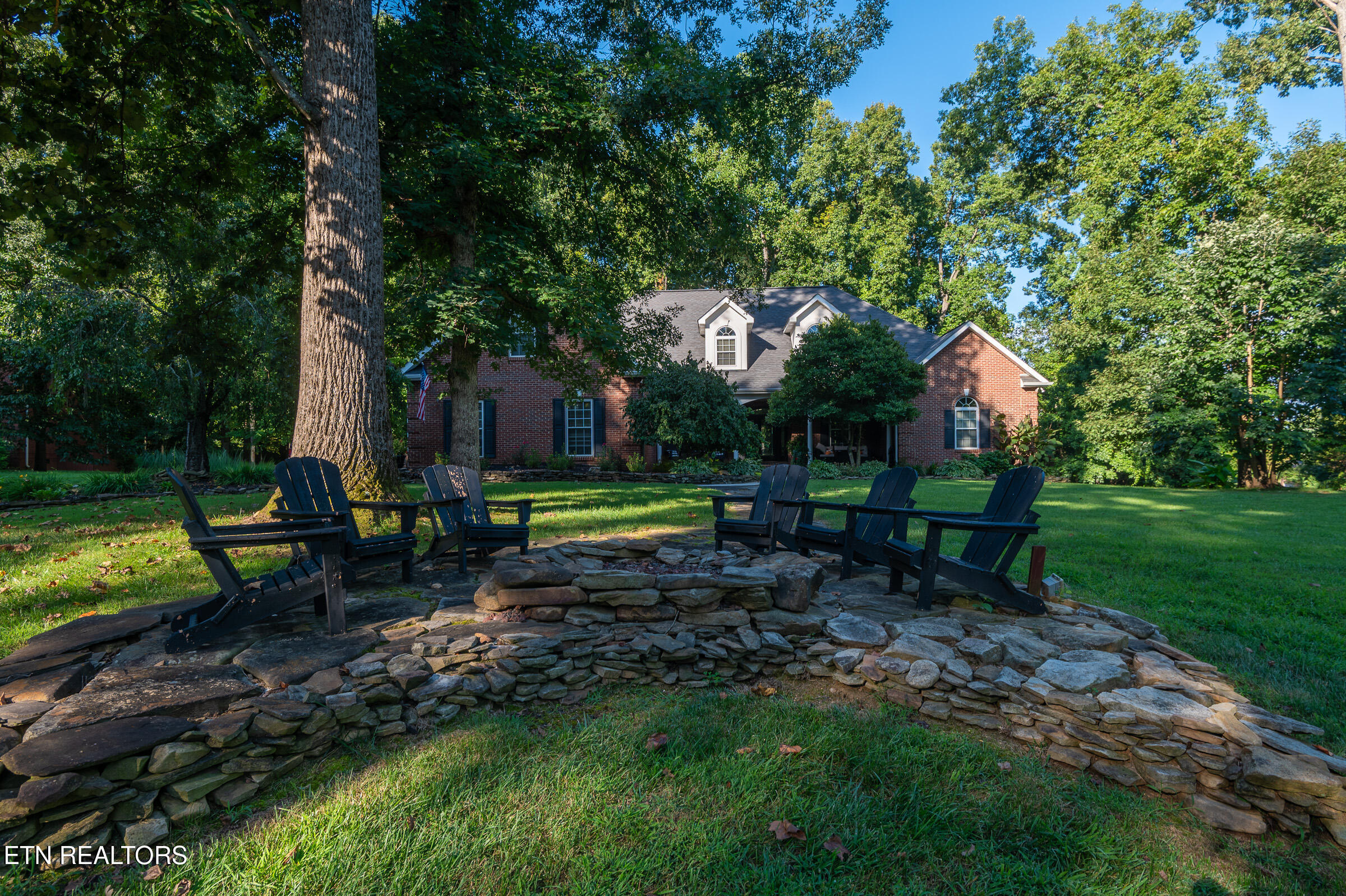 313 Wooded Lane Knoxville TN 37922