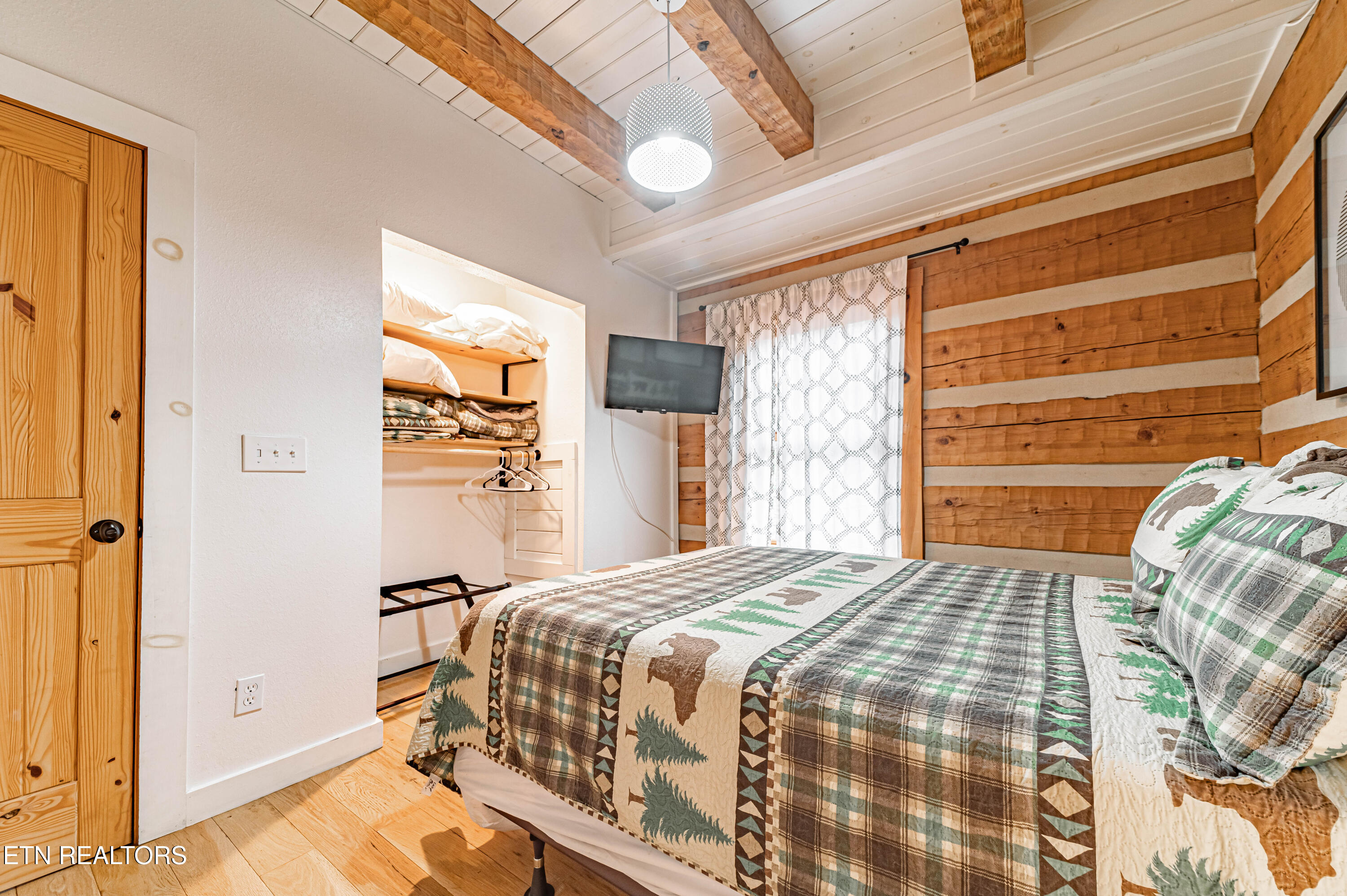2845 Grassy Branch Road Sevierville TN 37876